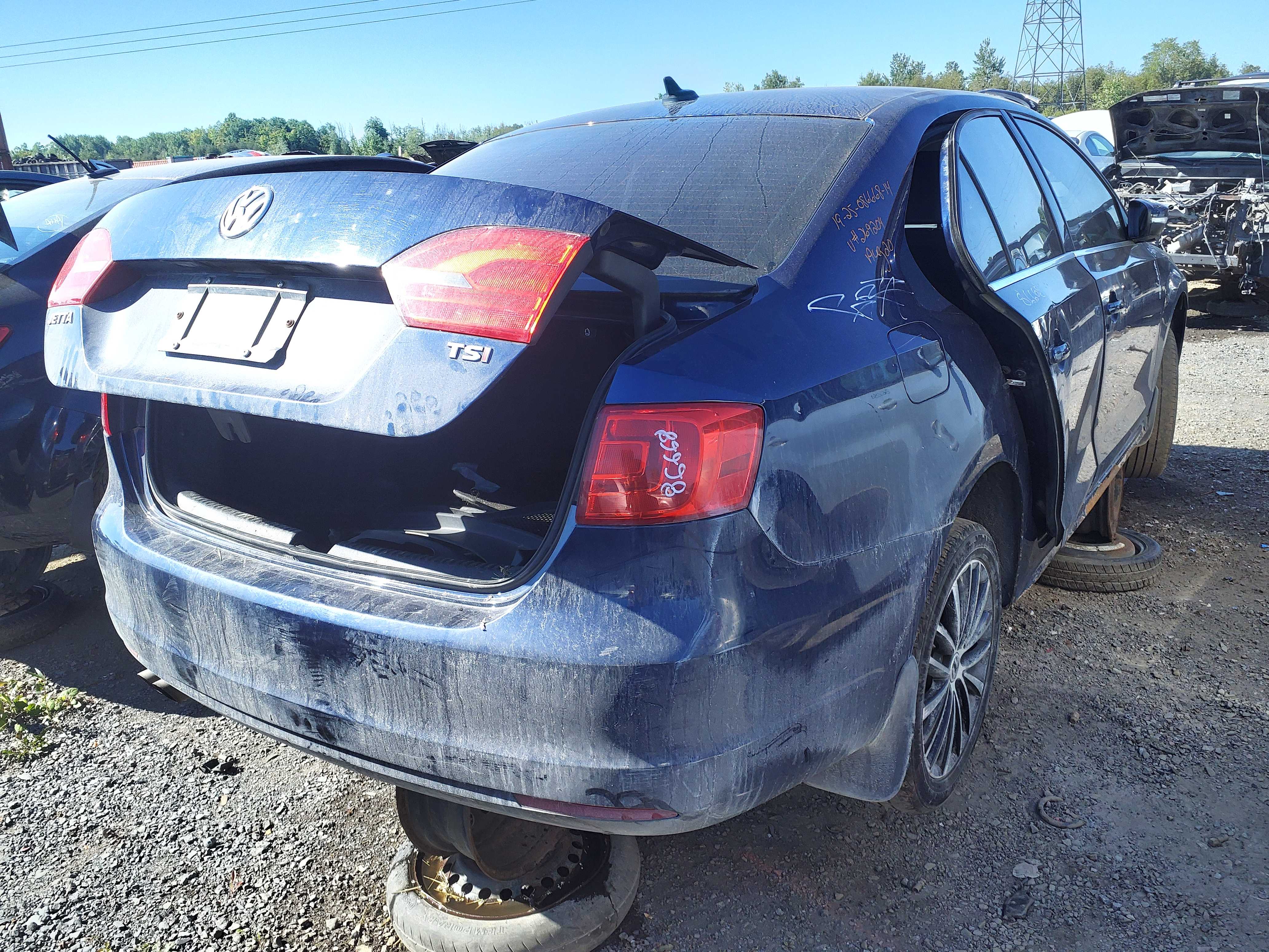 VOLKSWAGEN JETTA 2014