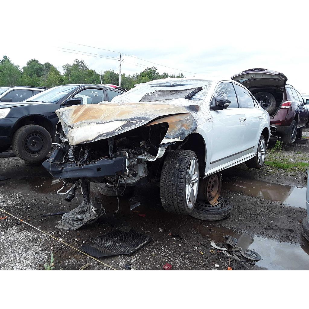 VOLKSWAGEN PASSAT 2016
