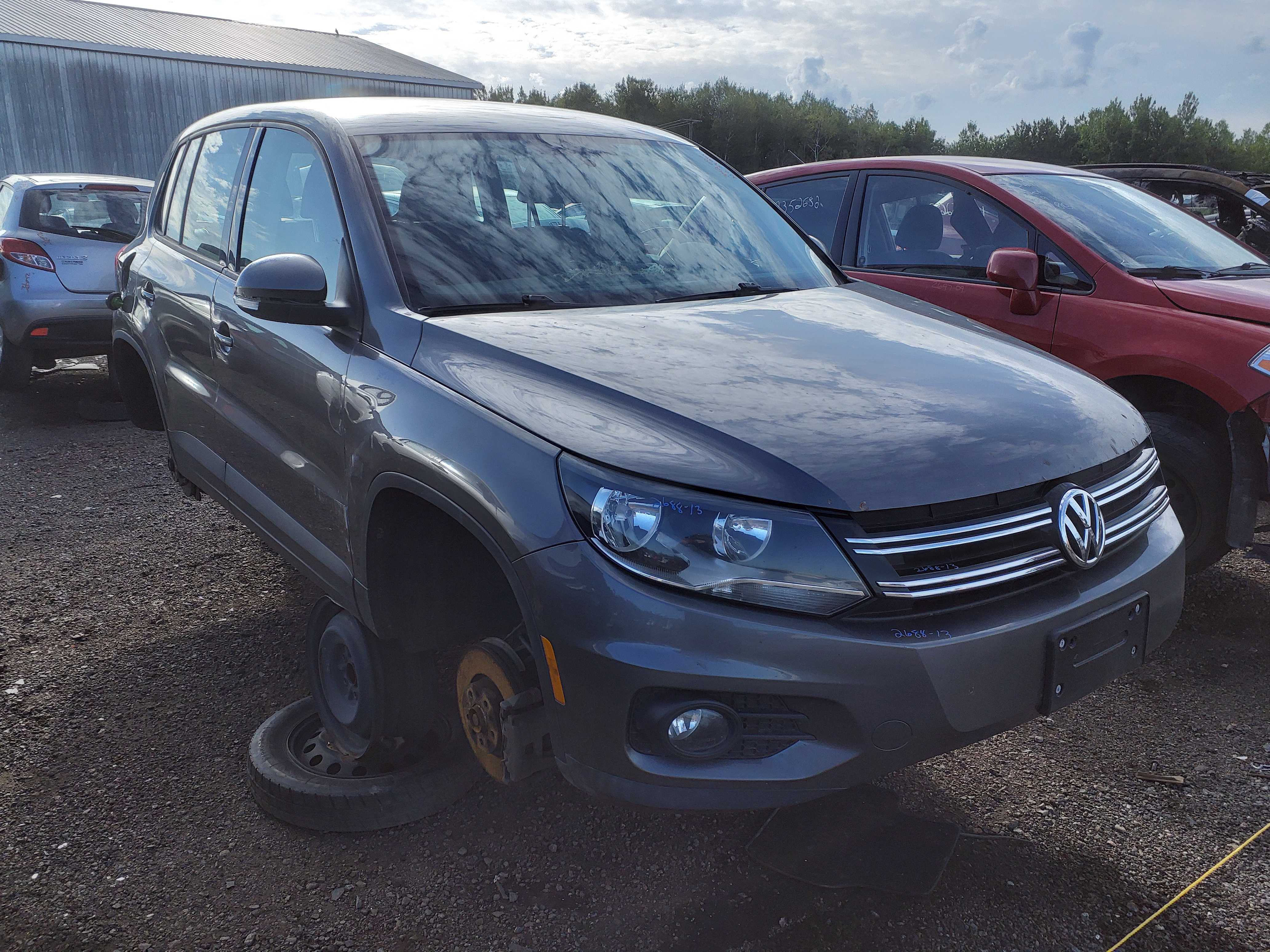VOLKSWAGEN TIGUAN 2013