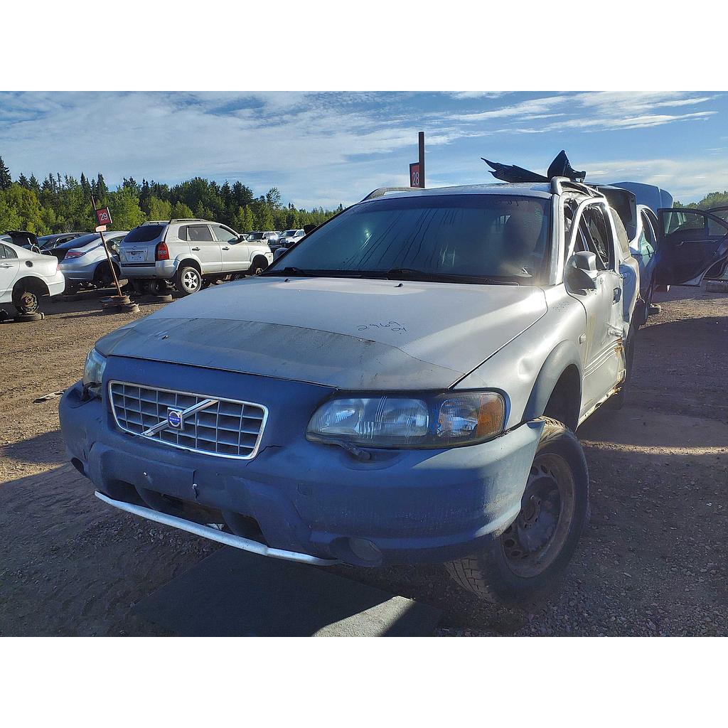 VOLVO V70 2004