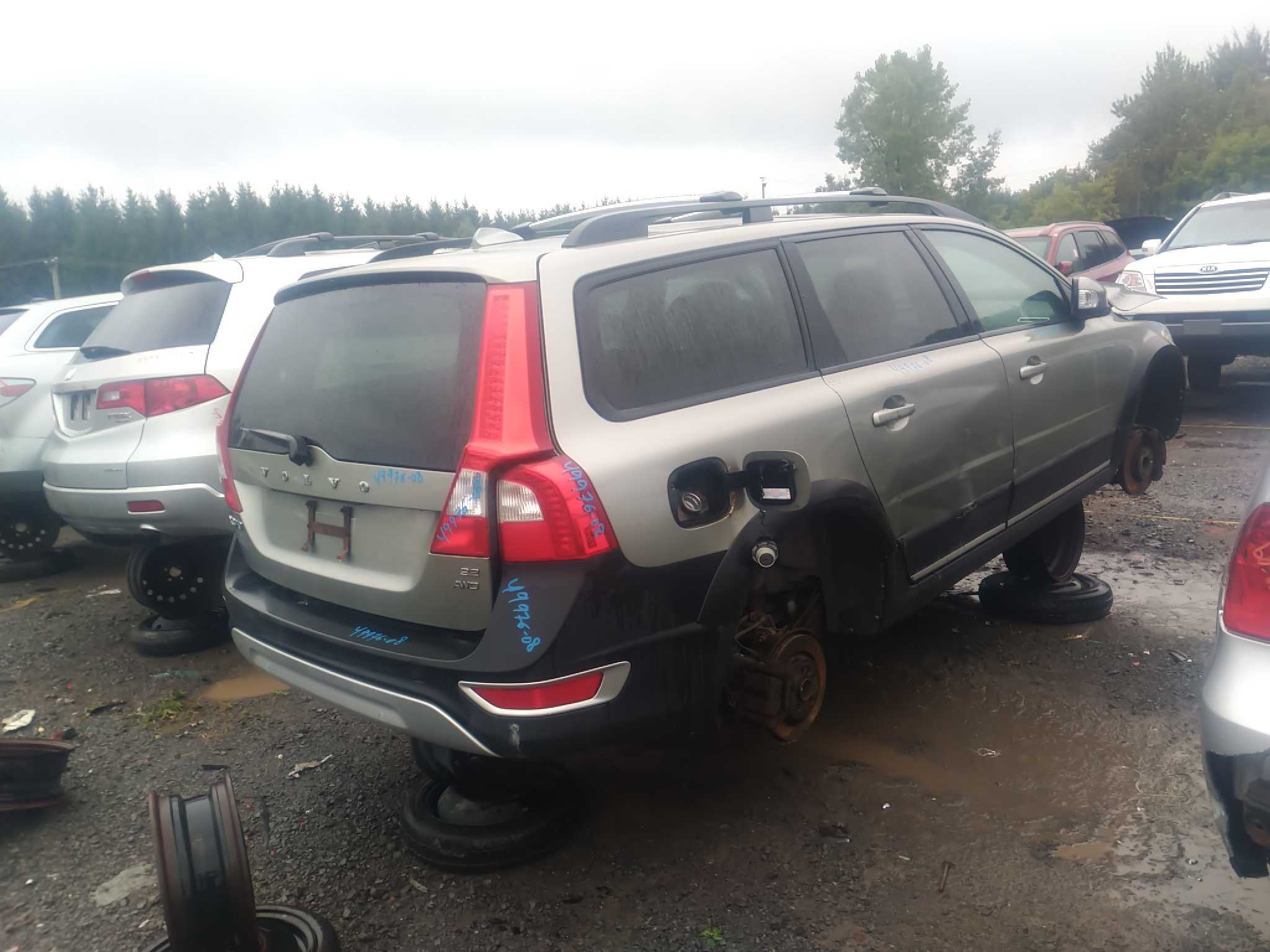 VOLVO XC70 2008
