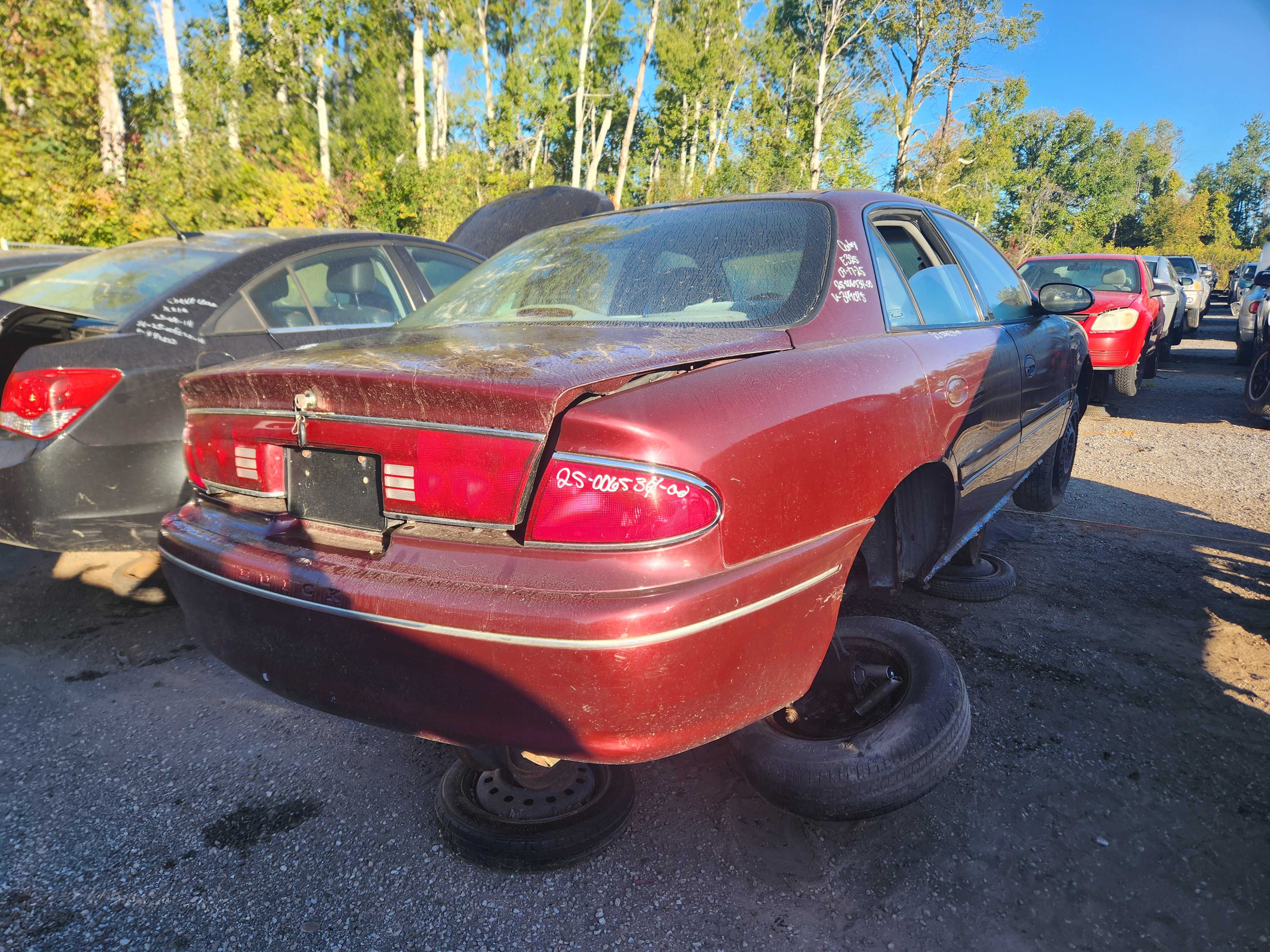 BUICK CENTURY 2000