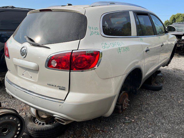 BUICK ENCLAVE 2011