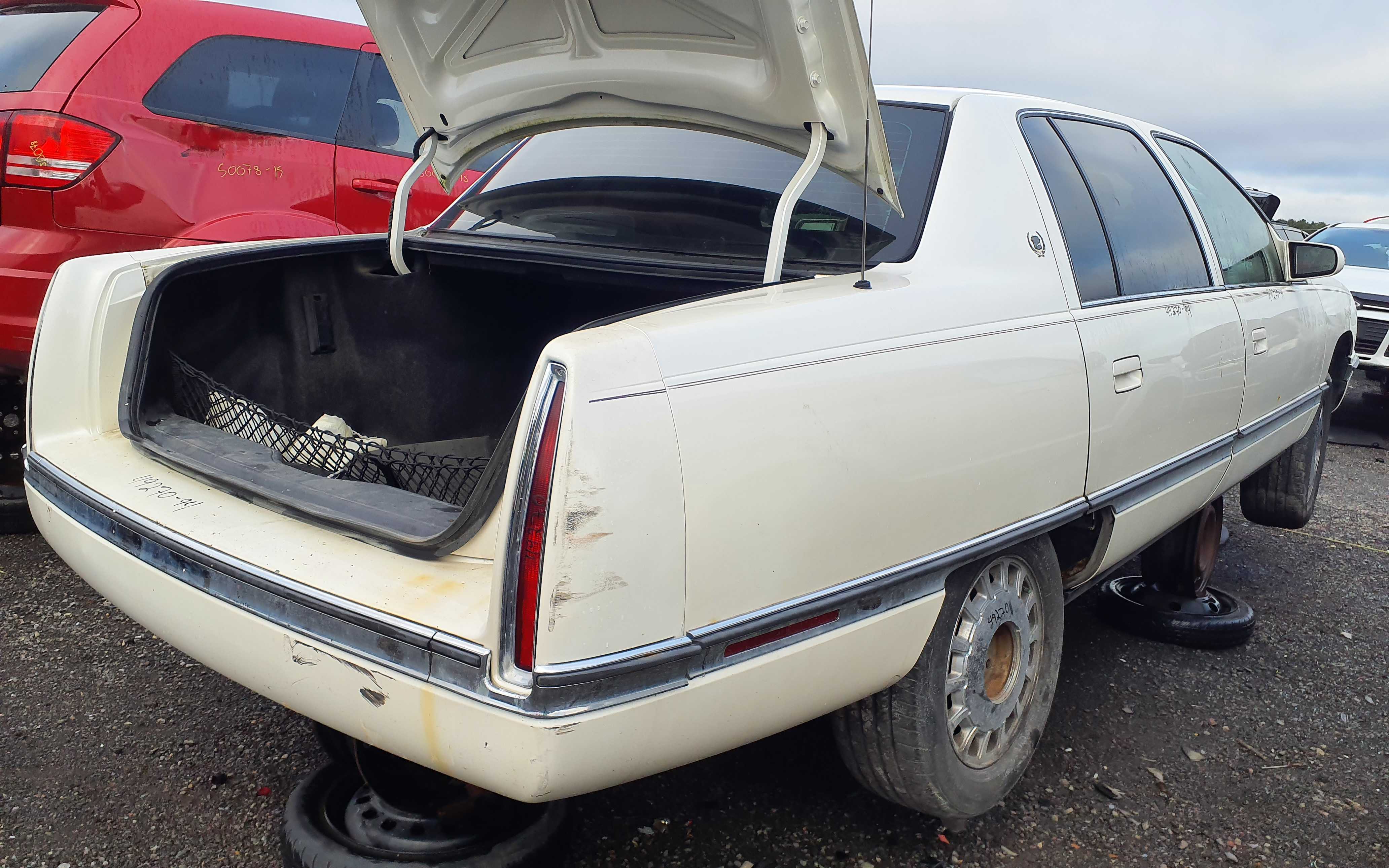 CADILLAC DEVILLE 1994