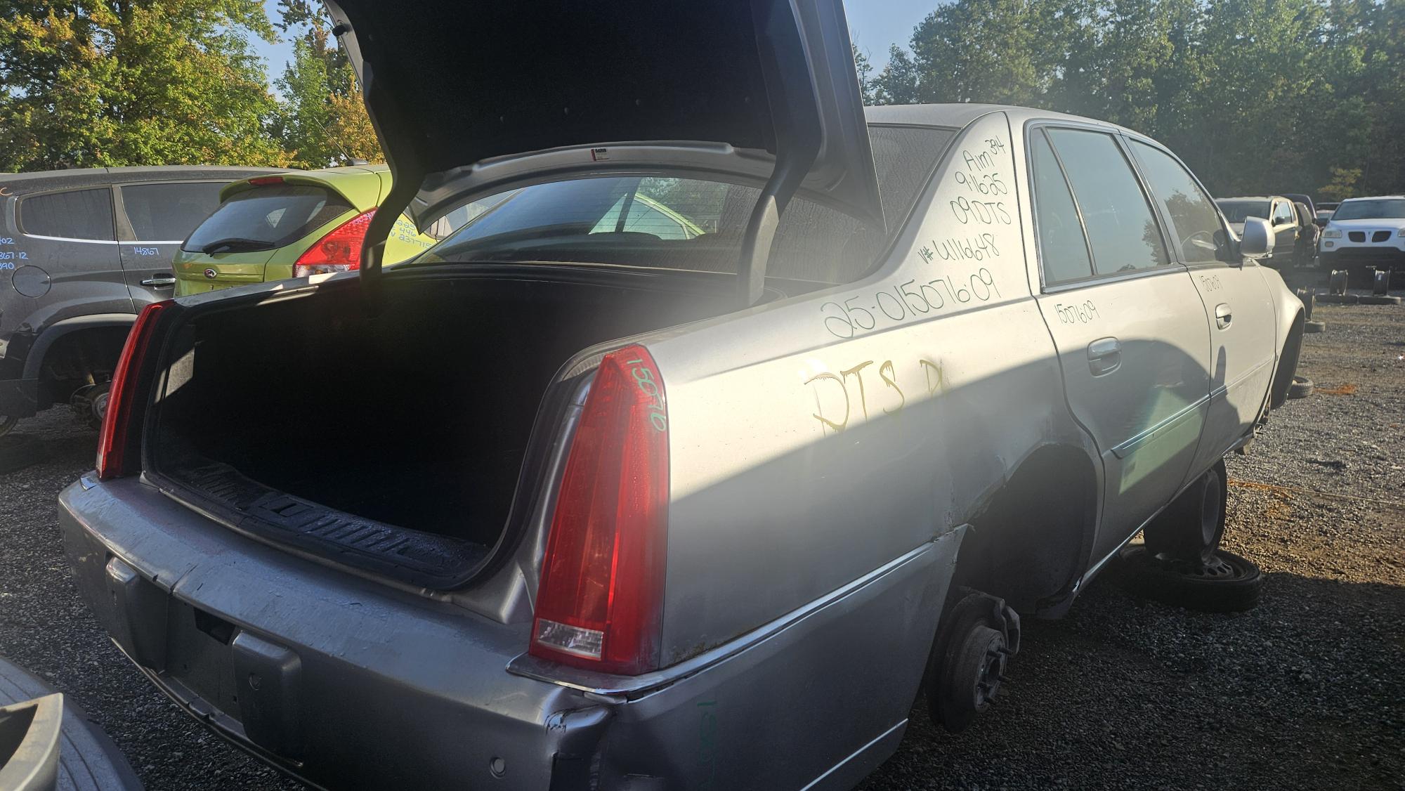 CADILLAC DTS 2009