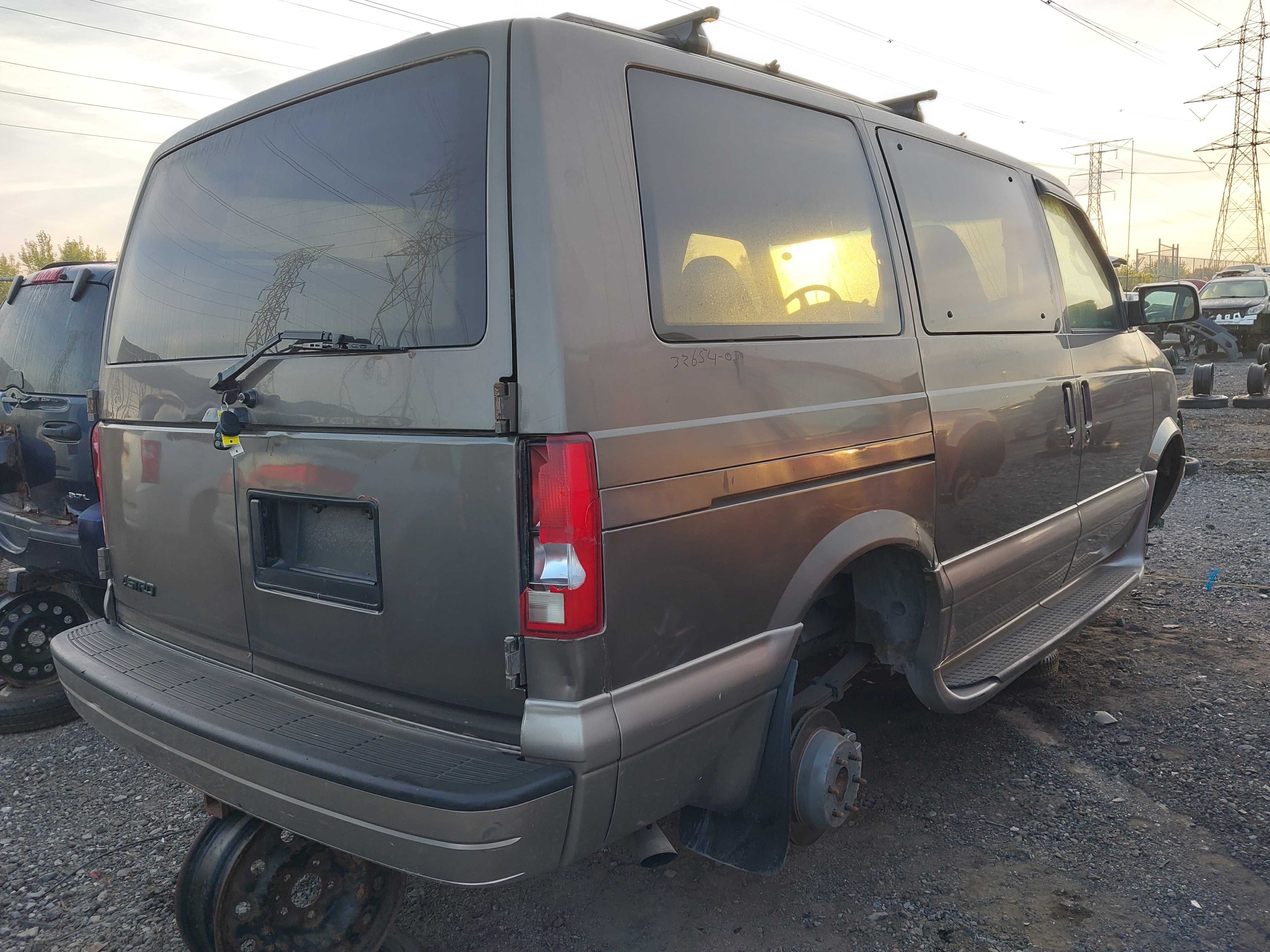 CHEVROLET ASTRO 2003