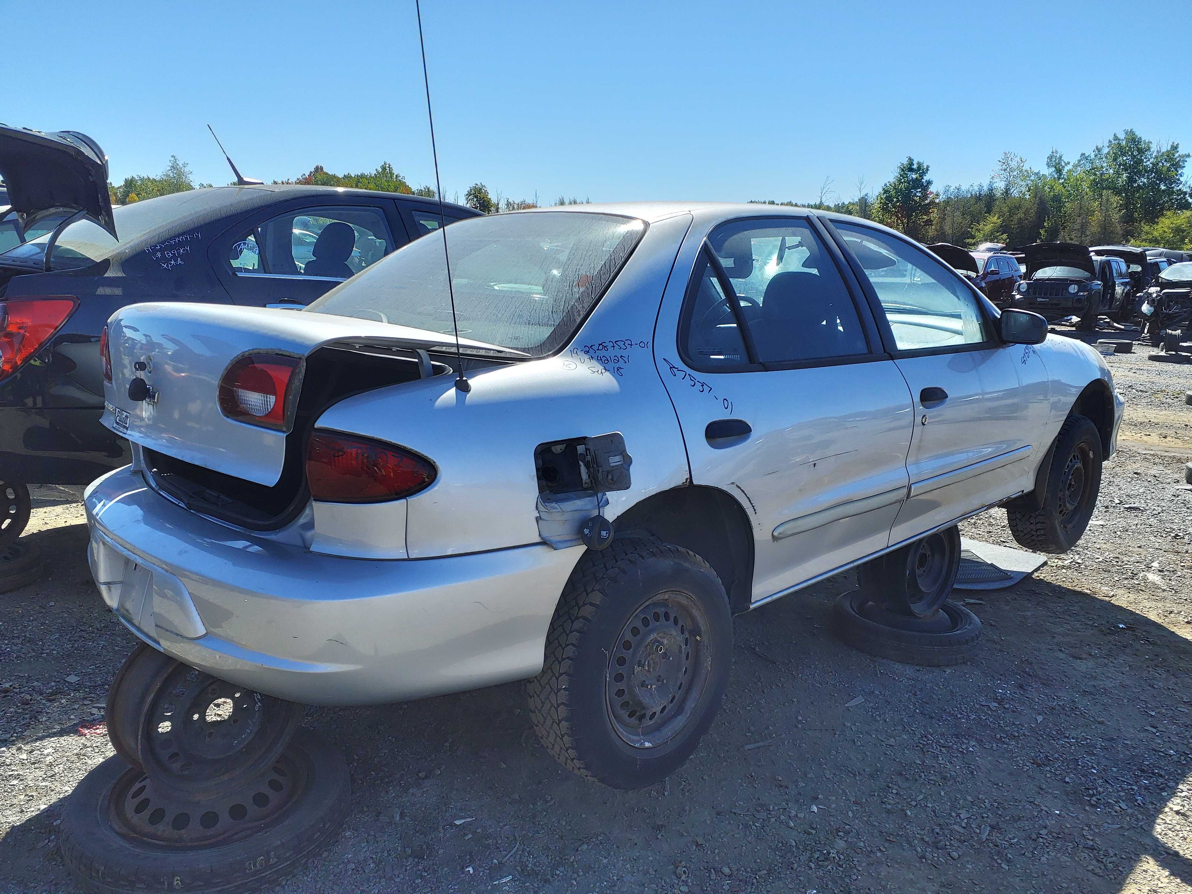 CHEVROLET CAVALIER 2001