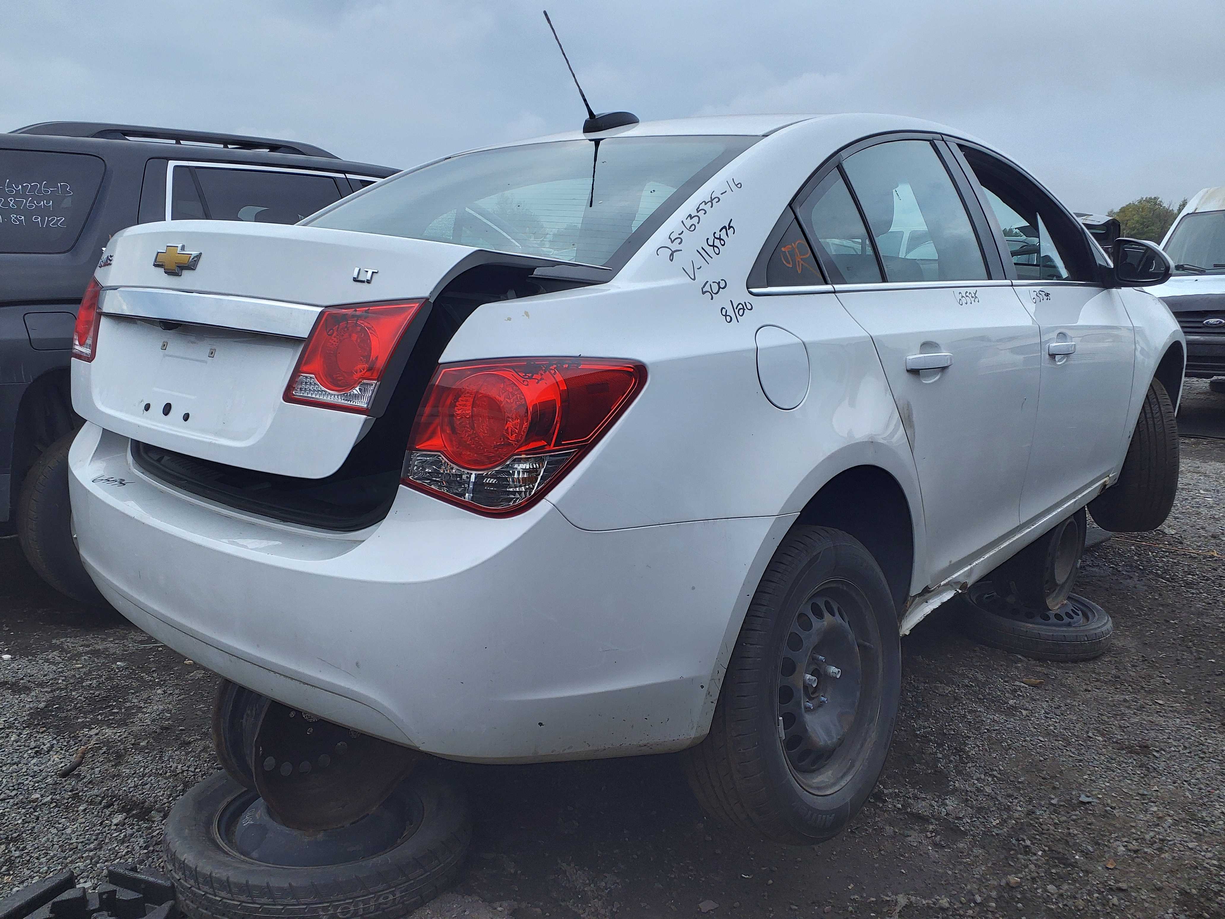 CHEVROLET CRUZE 2016