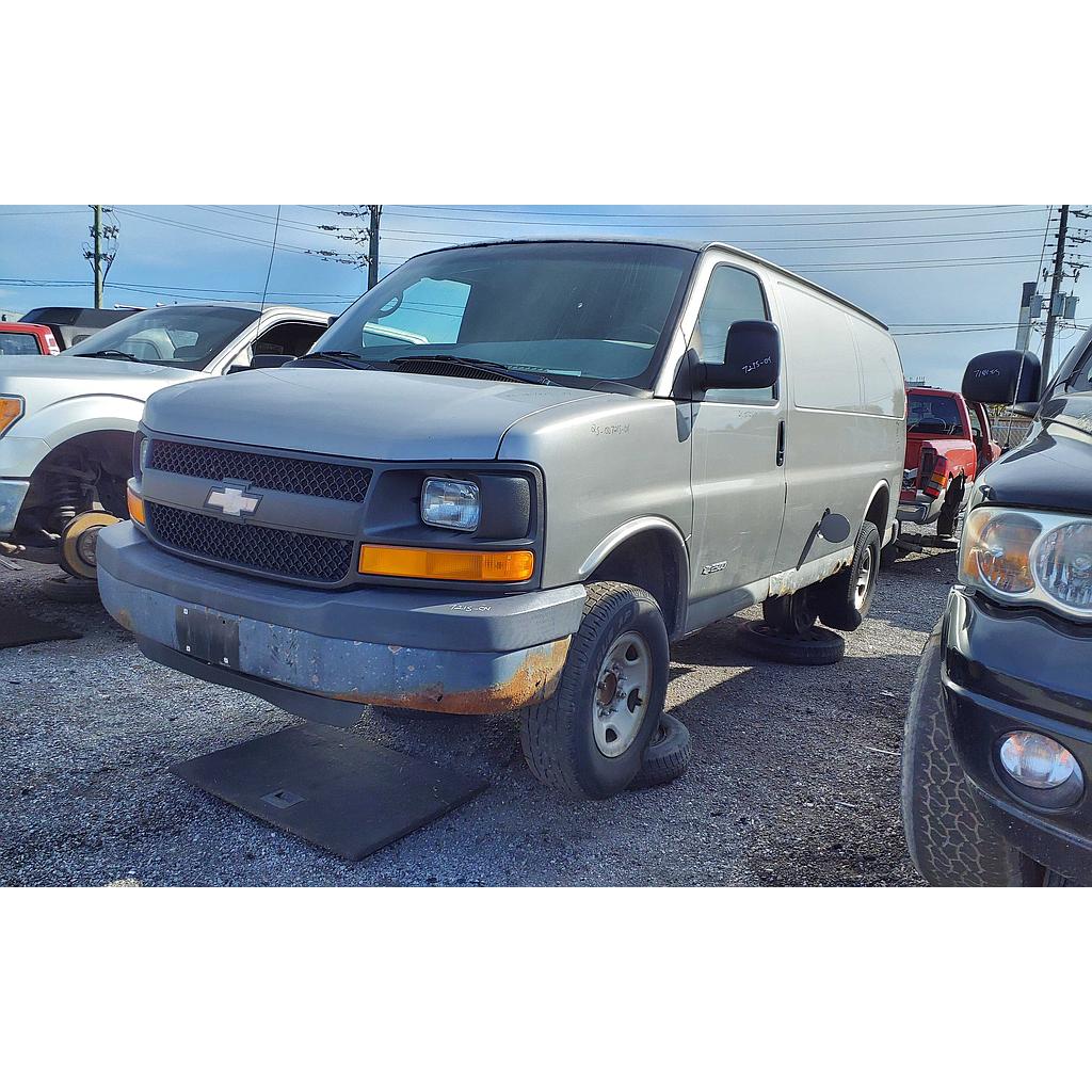 CHEVROLET EXPRESS VAN 2004