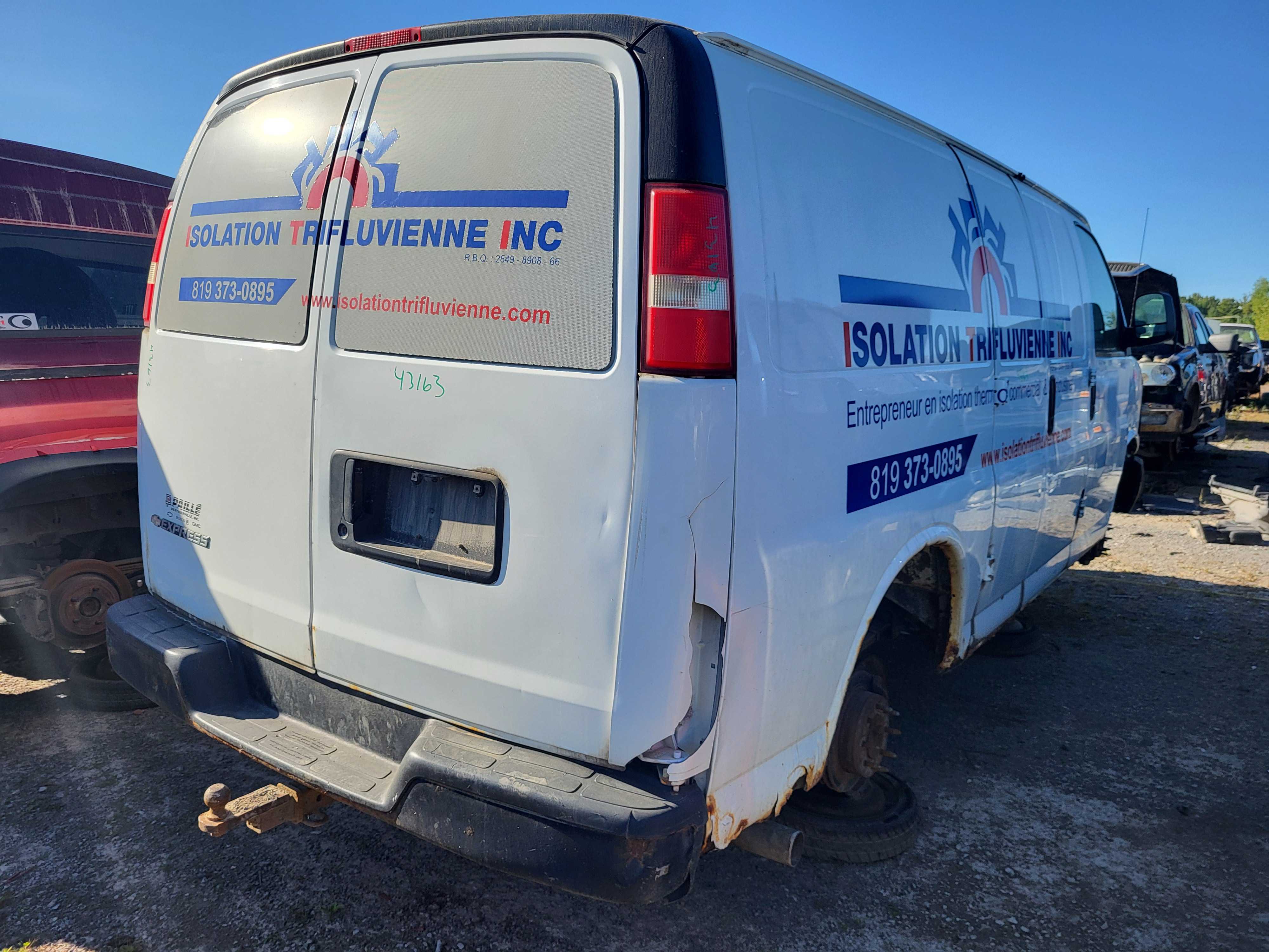 CHEVROLET EXPRESS VAN 2009