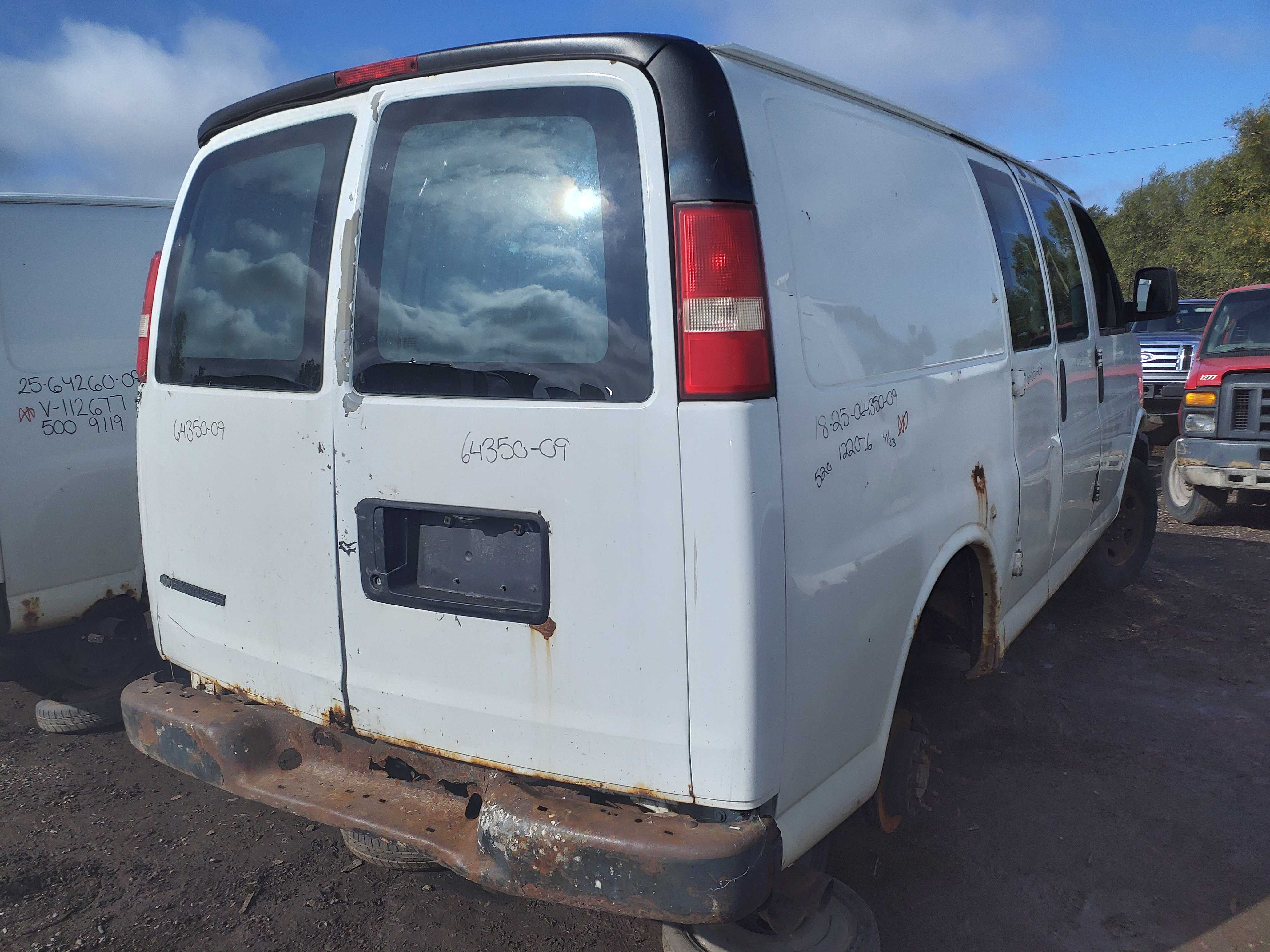 CHEVROLET EXPRESS VAN 2009
