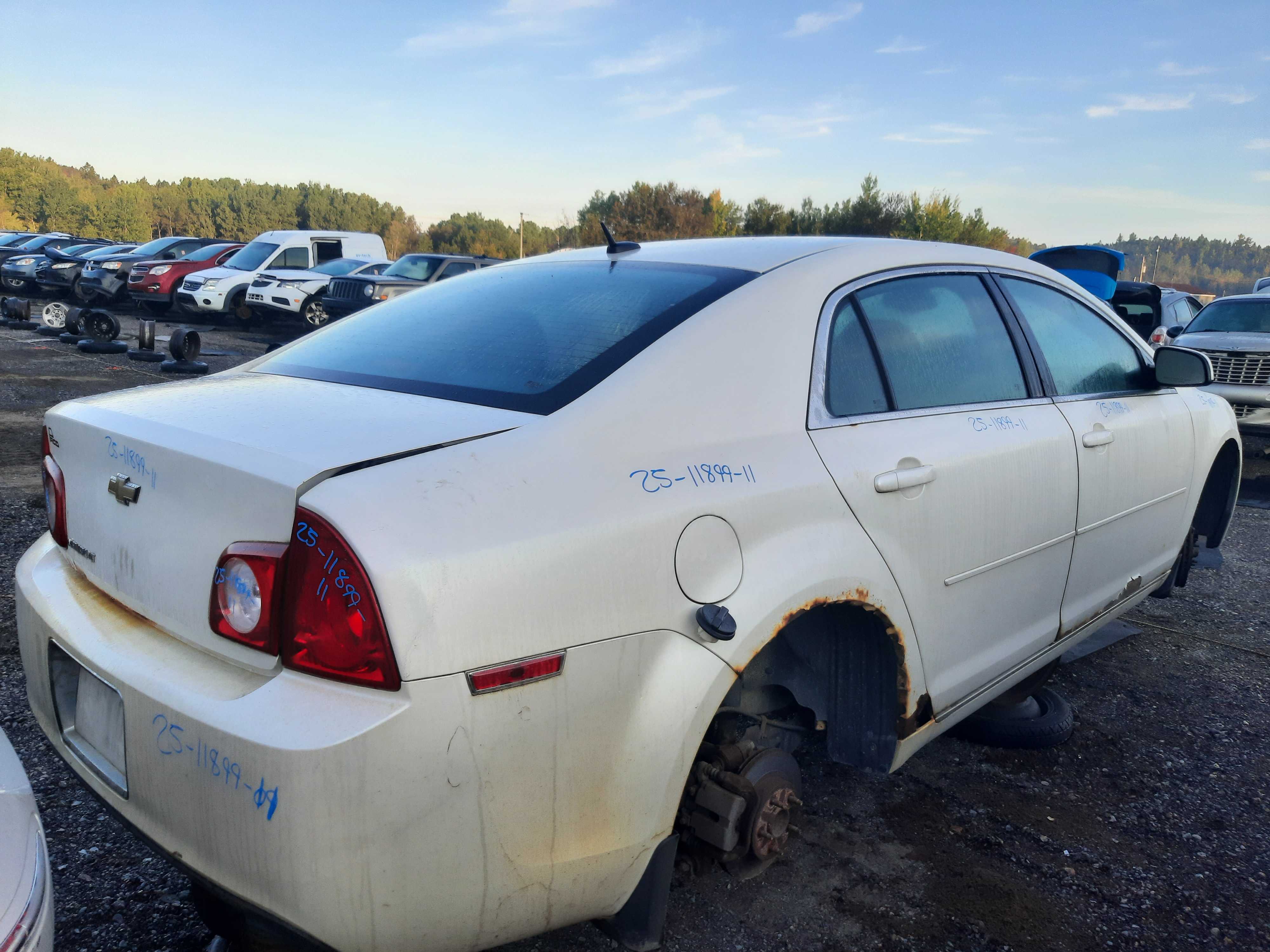 CHEVROLET MALIBU 2011