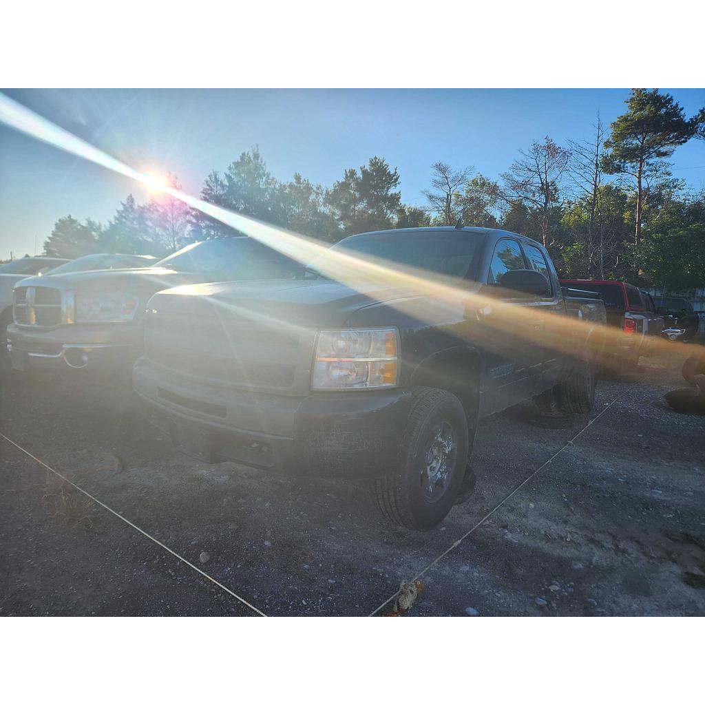 CHEVROLET SILVERADO 1500 2011