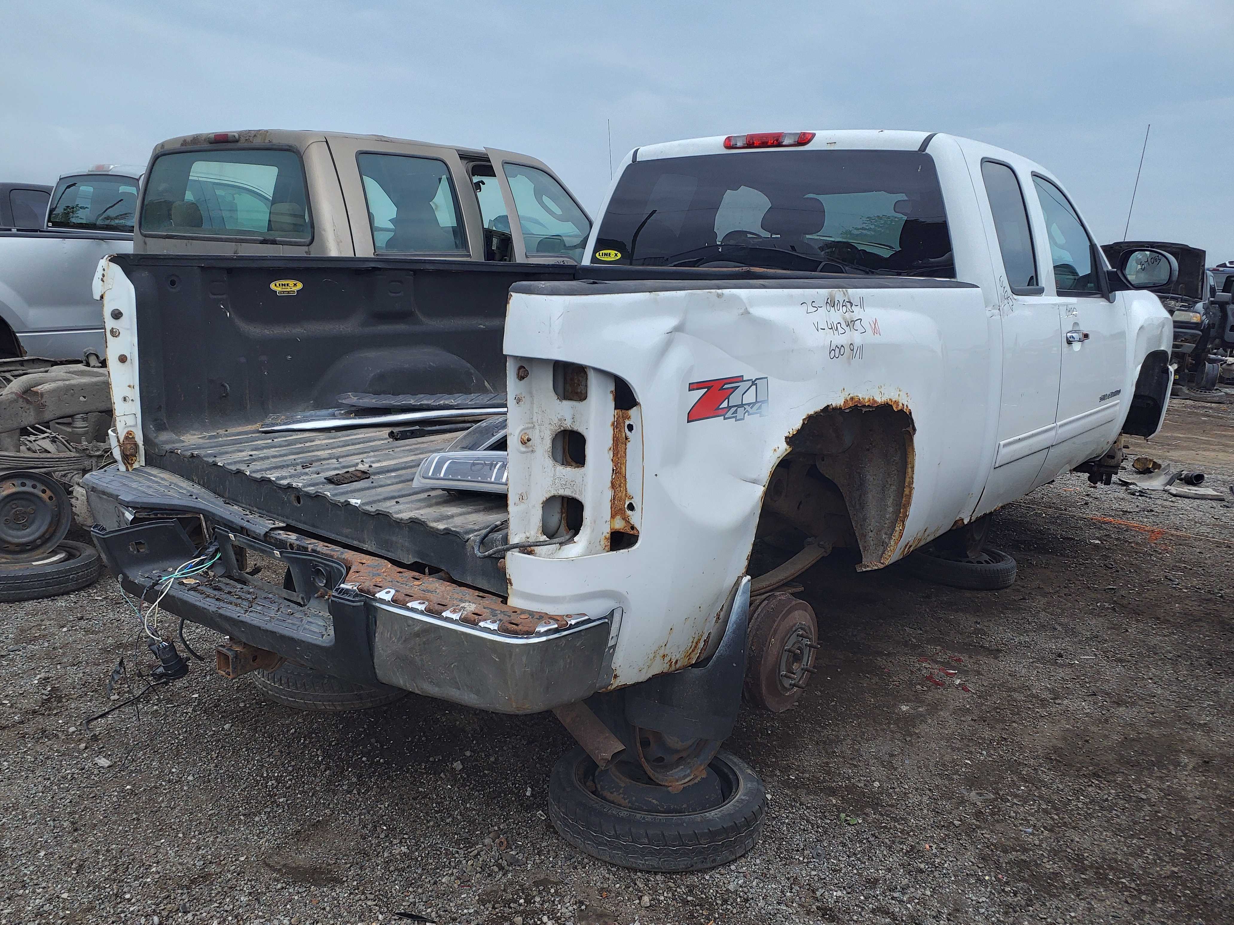 CHEVROLET SILVERADO 1500 2011