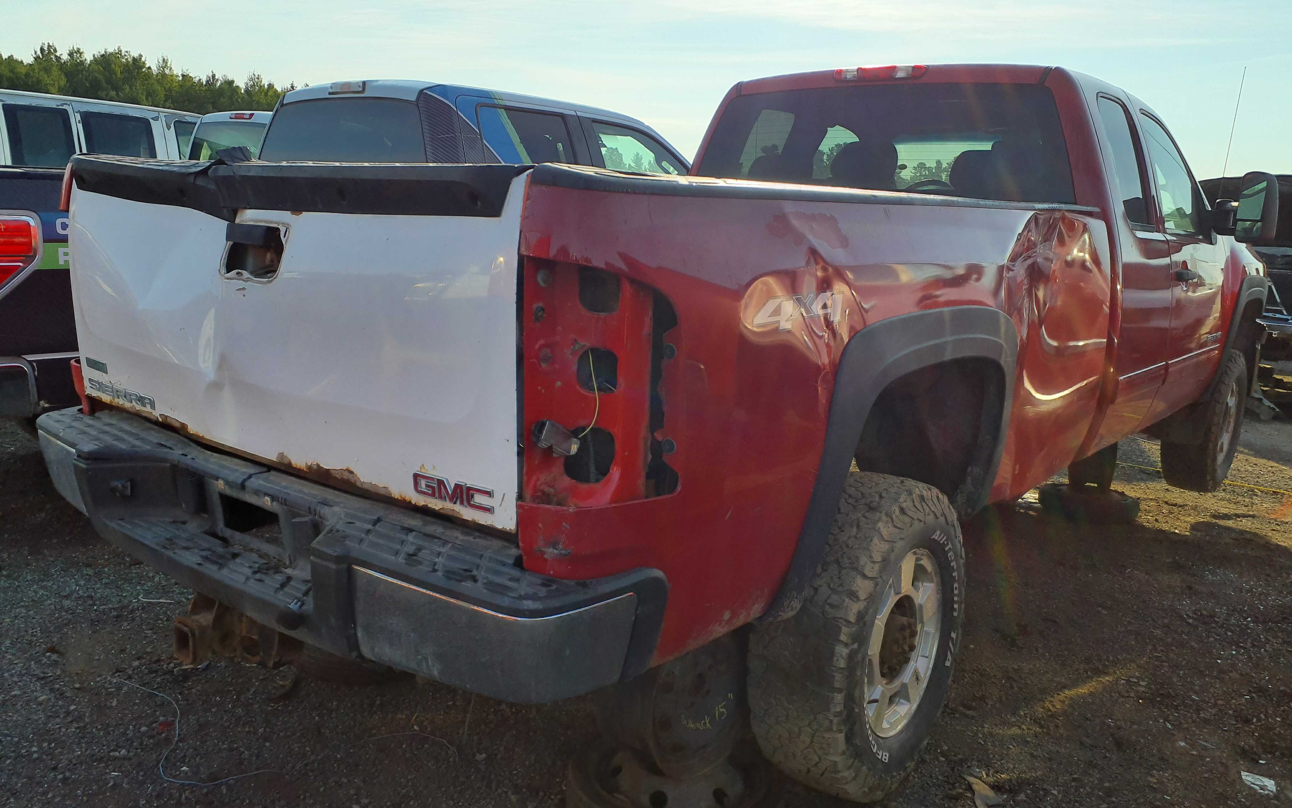 CHEVROLET SILVERADO 2500 2011