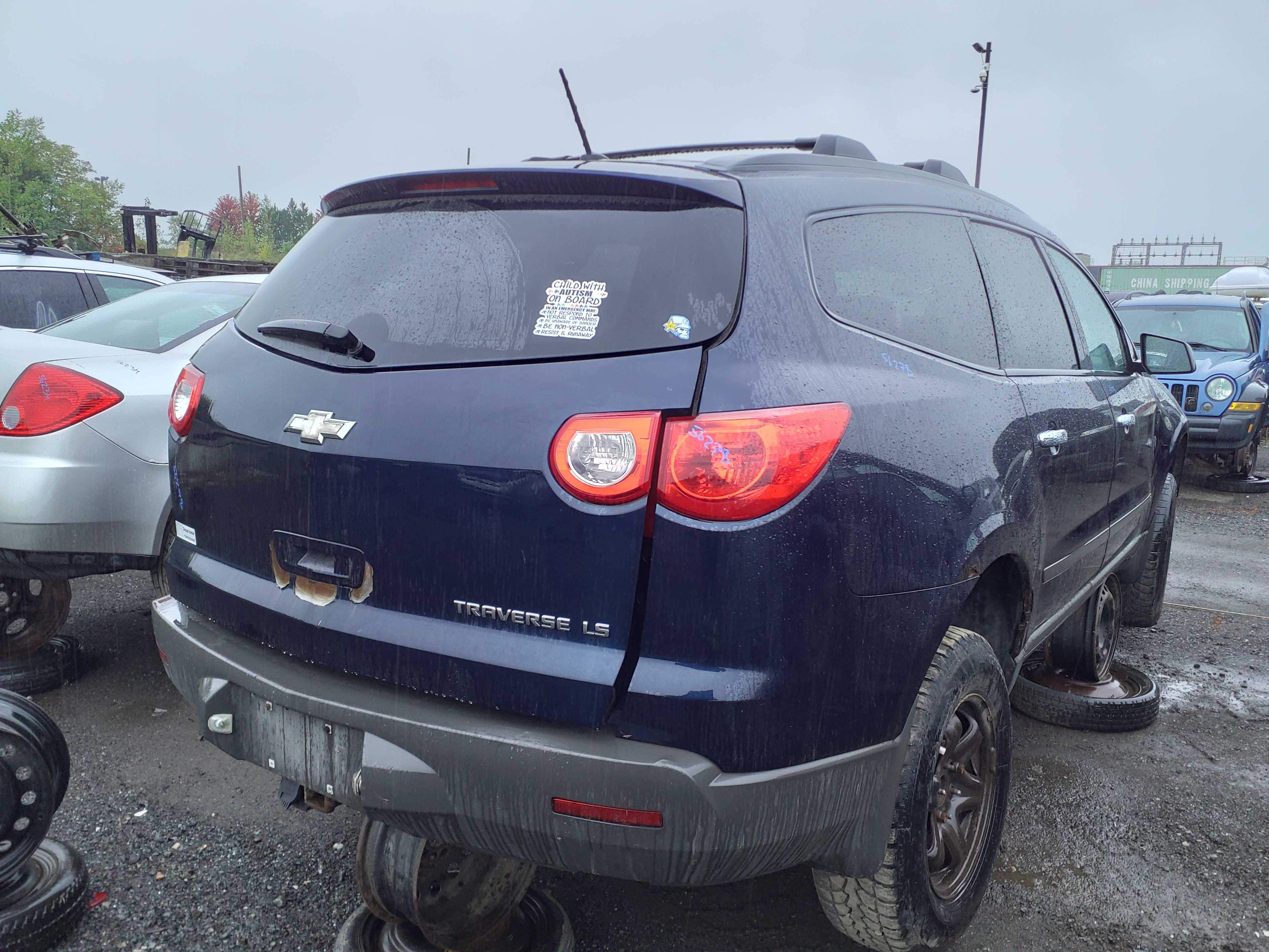 CHEVROLET TRAVERSE 2010
