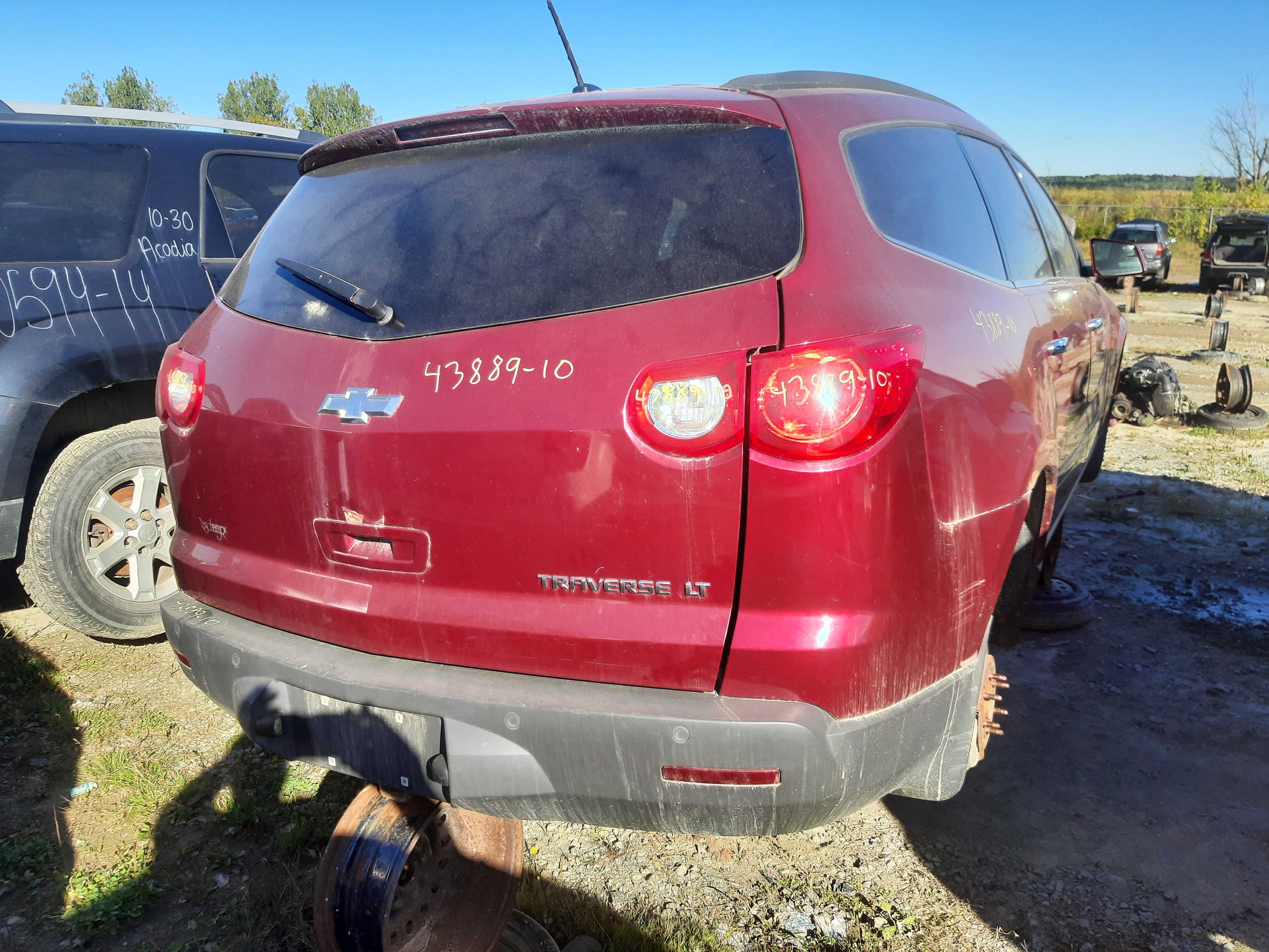 CHEVROLET TRAVERSE 2010