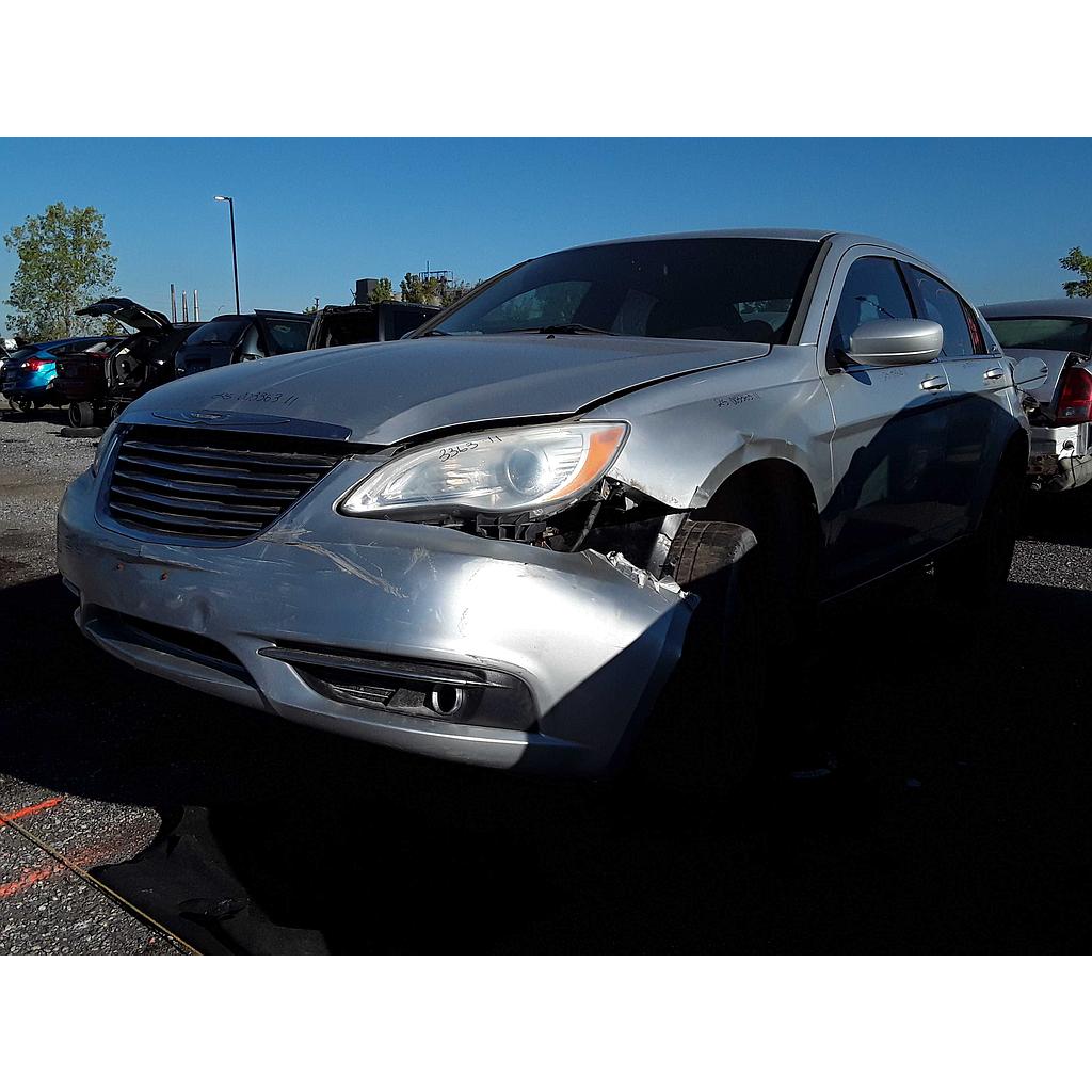 CHRYSLER 200 2011