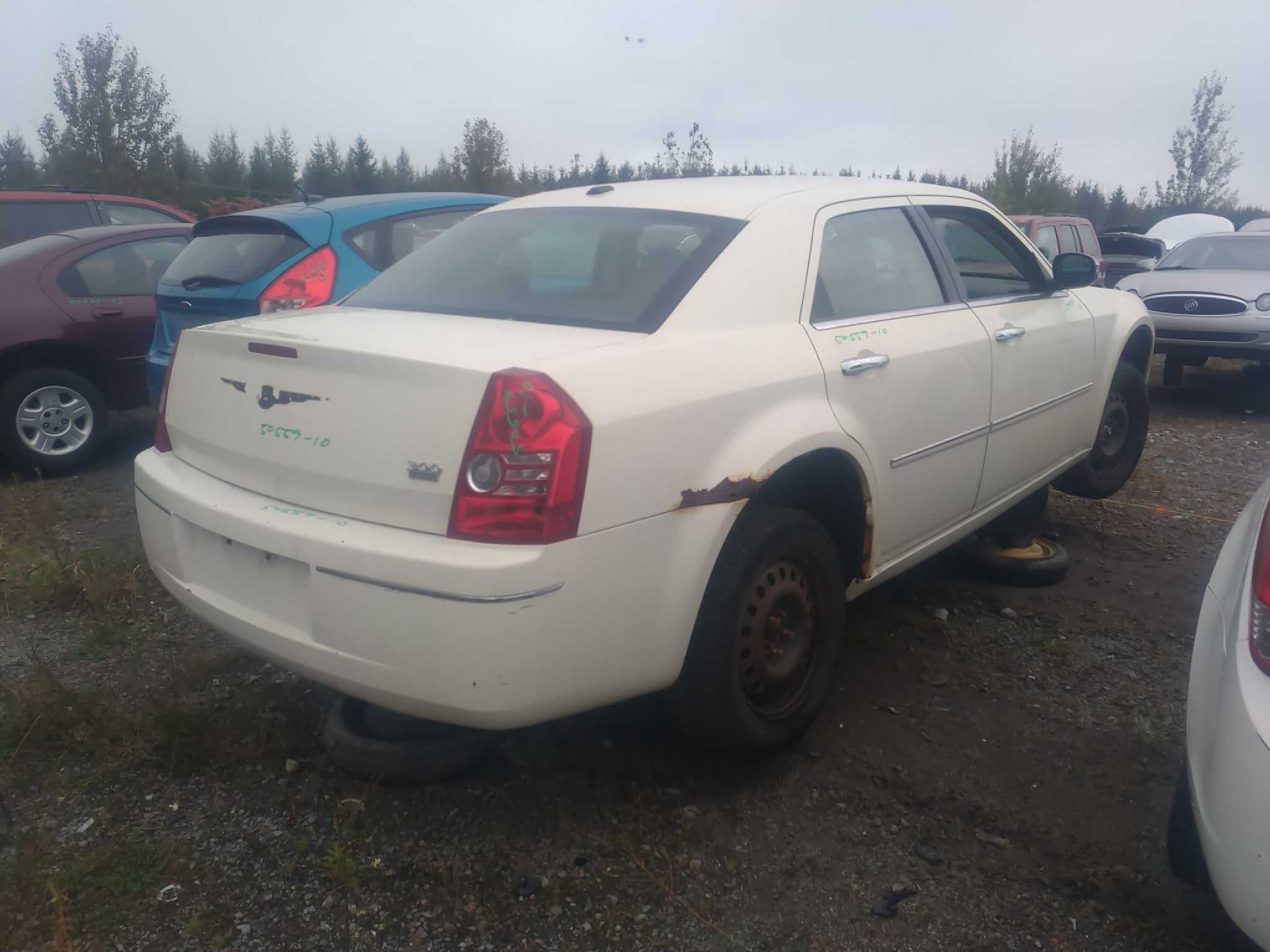 CHRYSLER 300 2010