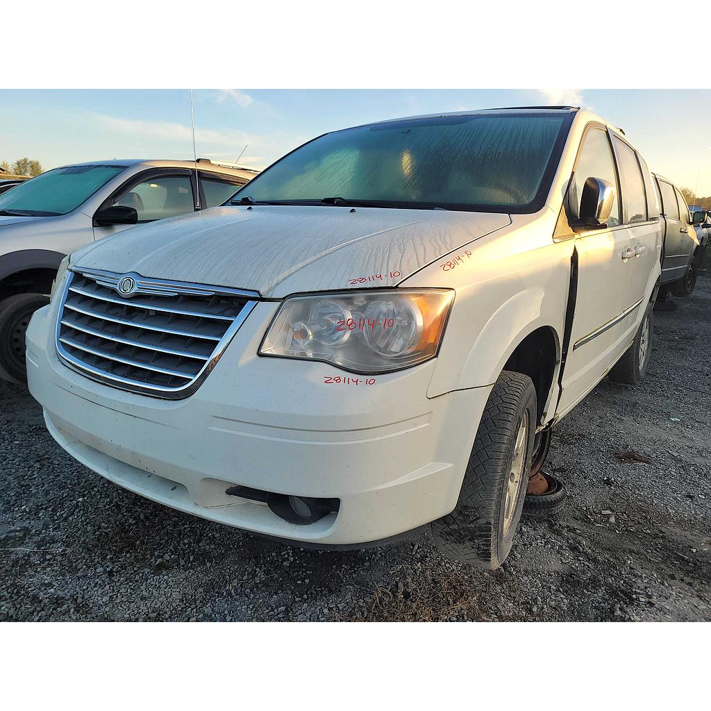 CHRYSLER TOWN &amp; COUNTRY 2010