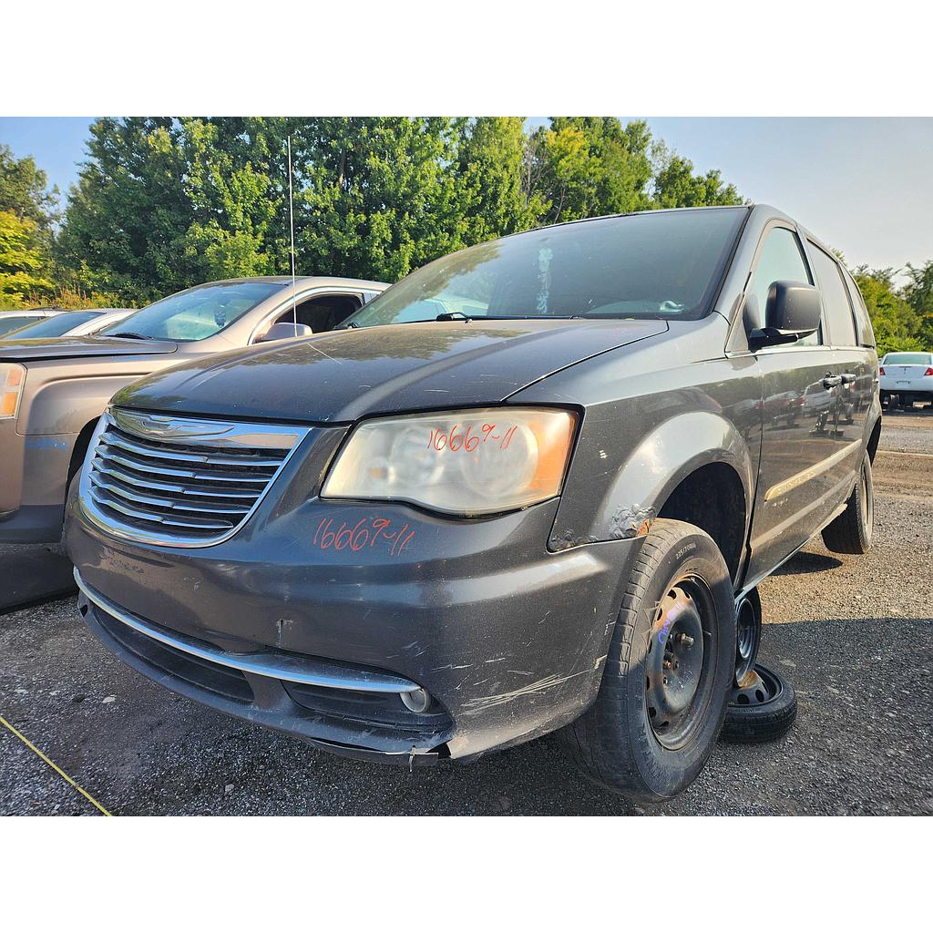 CHRYSLER TOWN &amp; COUNTRY 2011