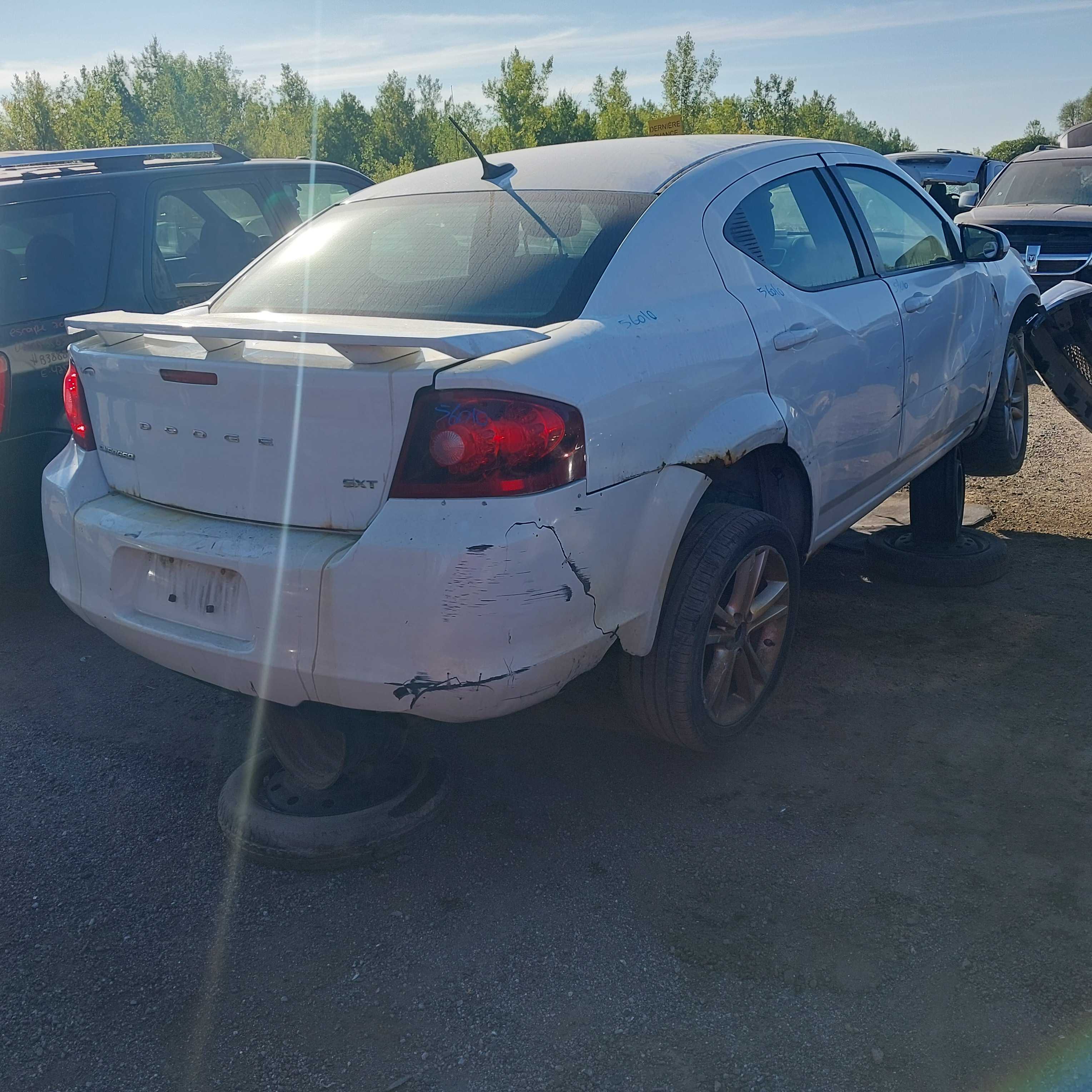 DODGE AVENGER 2012