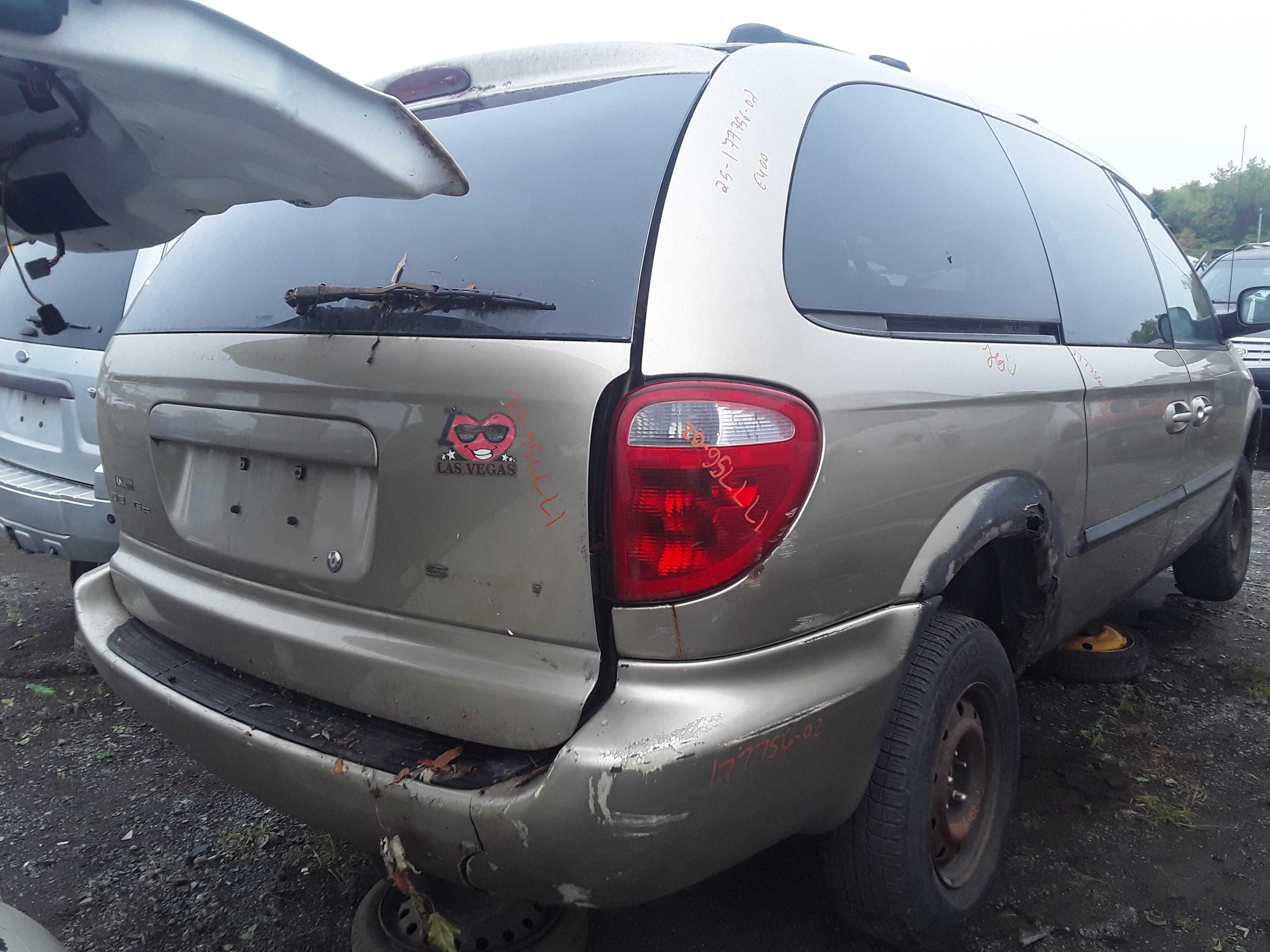 DODGE CARAVAN 2002