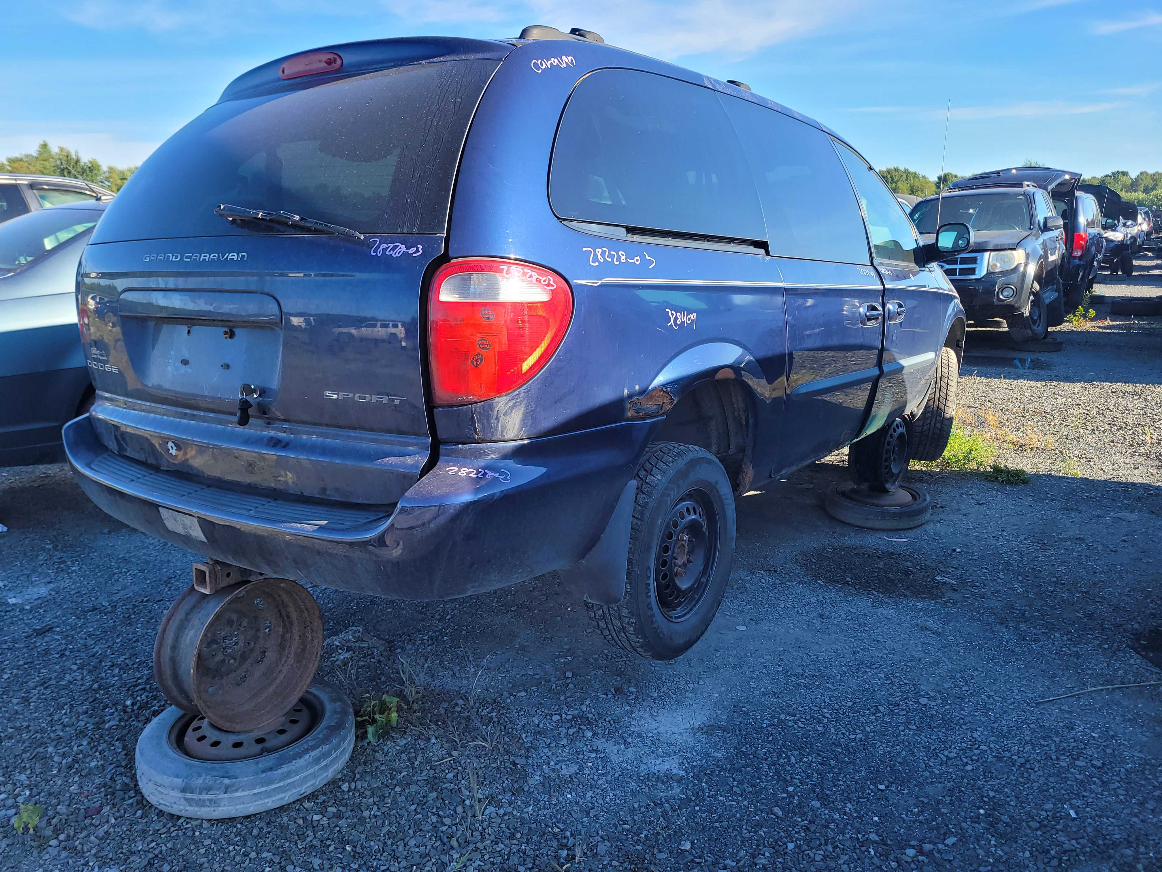 DODGE GRAND CARAVAN 2003