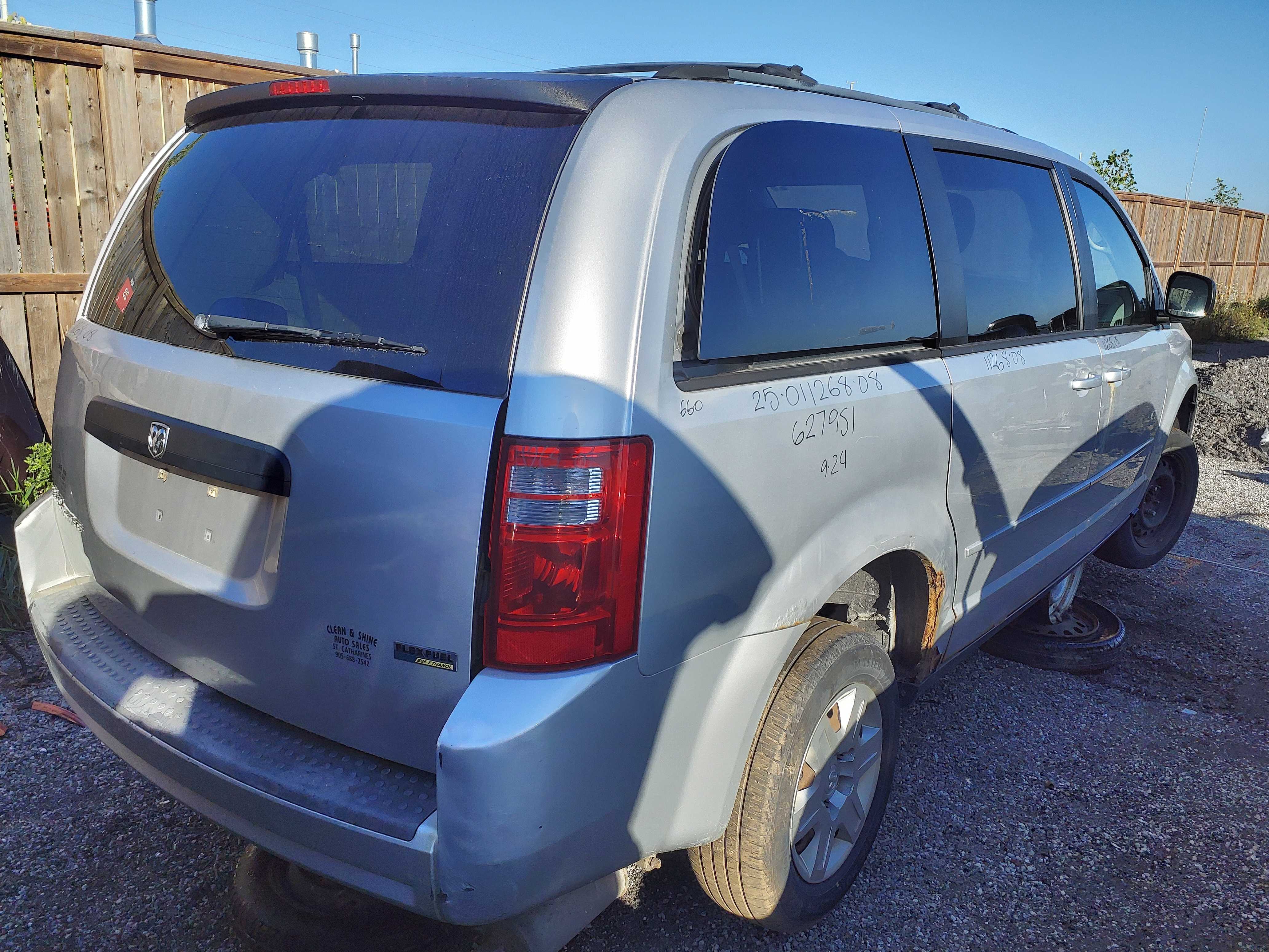 DODGE GRAND CARAVAN 2008