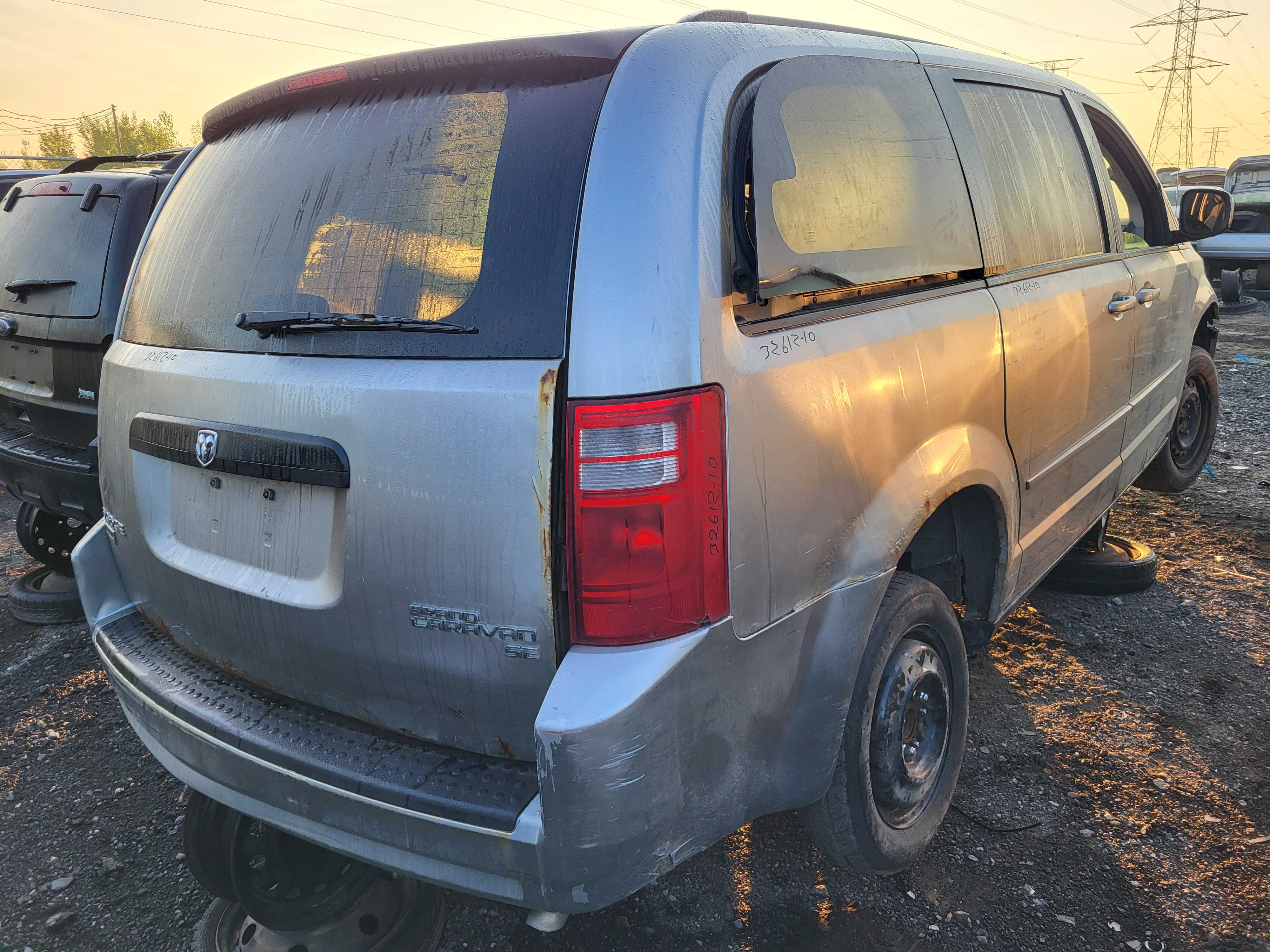 DODGE GRAND CARAVAN 2010