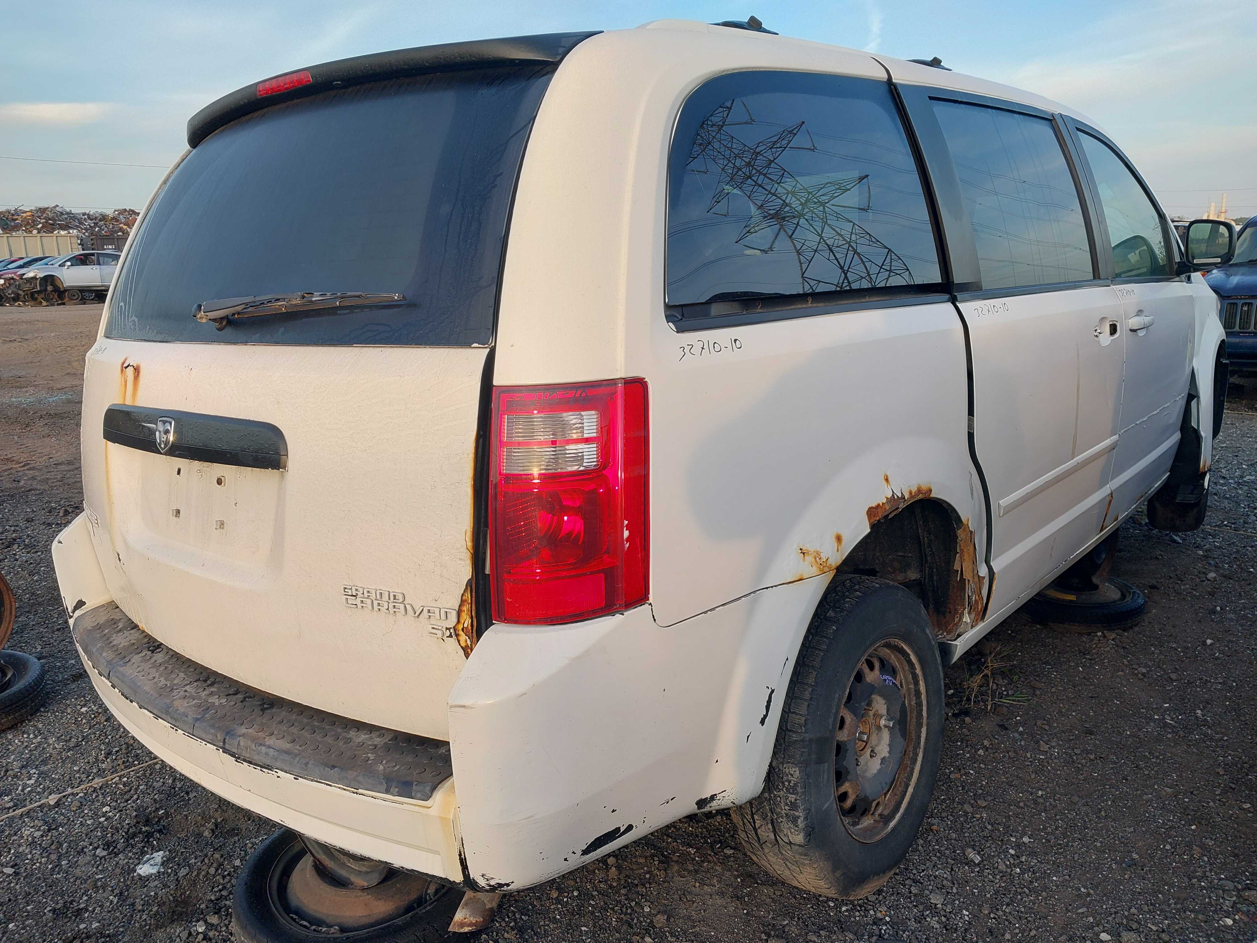 DODGE GRAND CARAVAN 2010