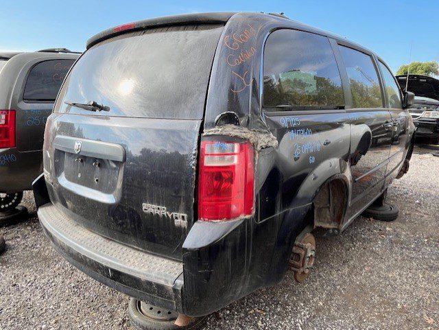 DODGE GRAND CARAVAN 2010