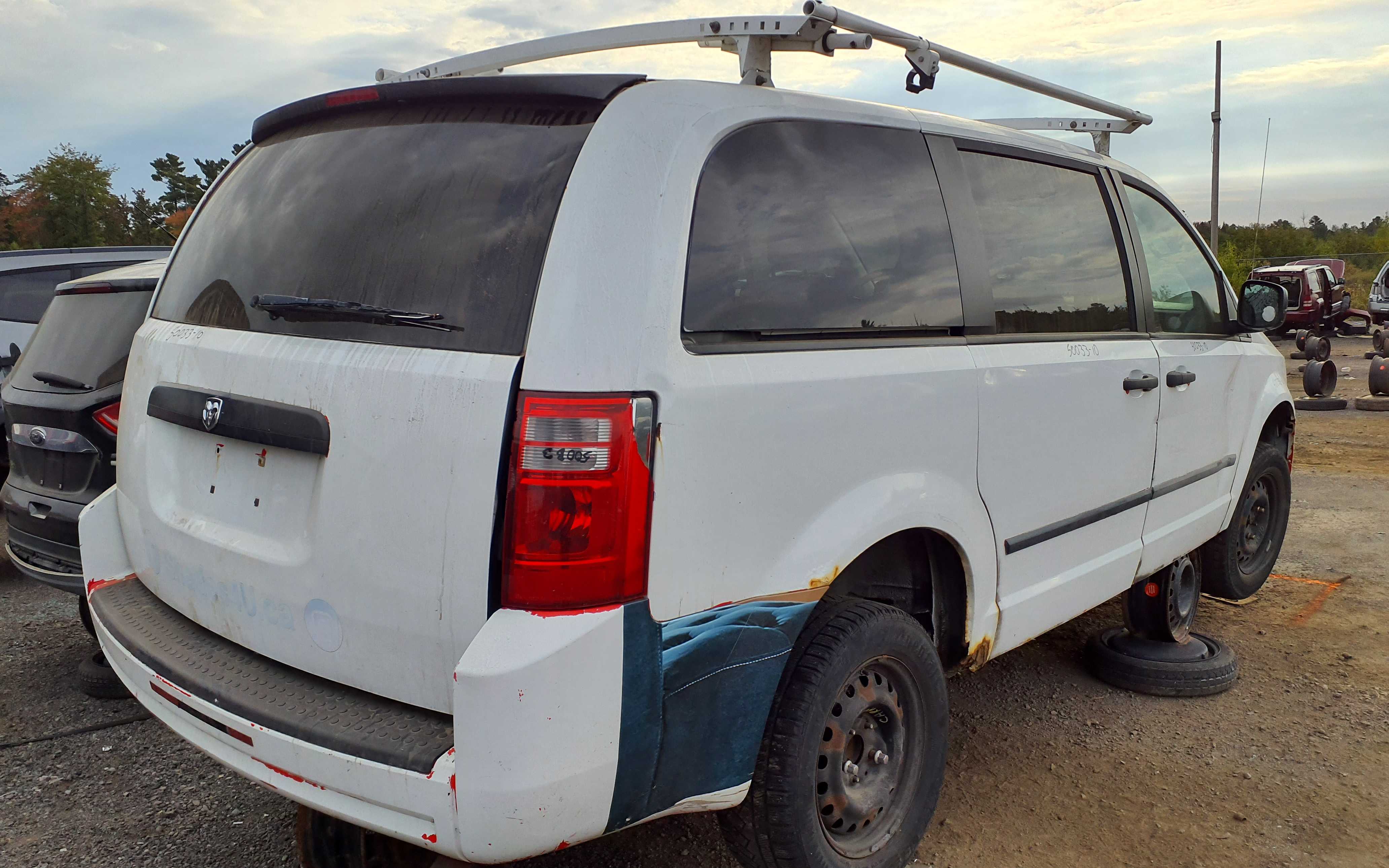 DODGE GRAND CARAVAN 2010