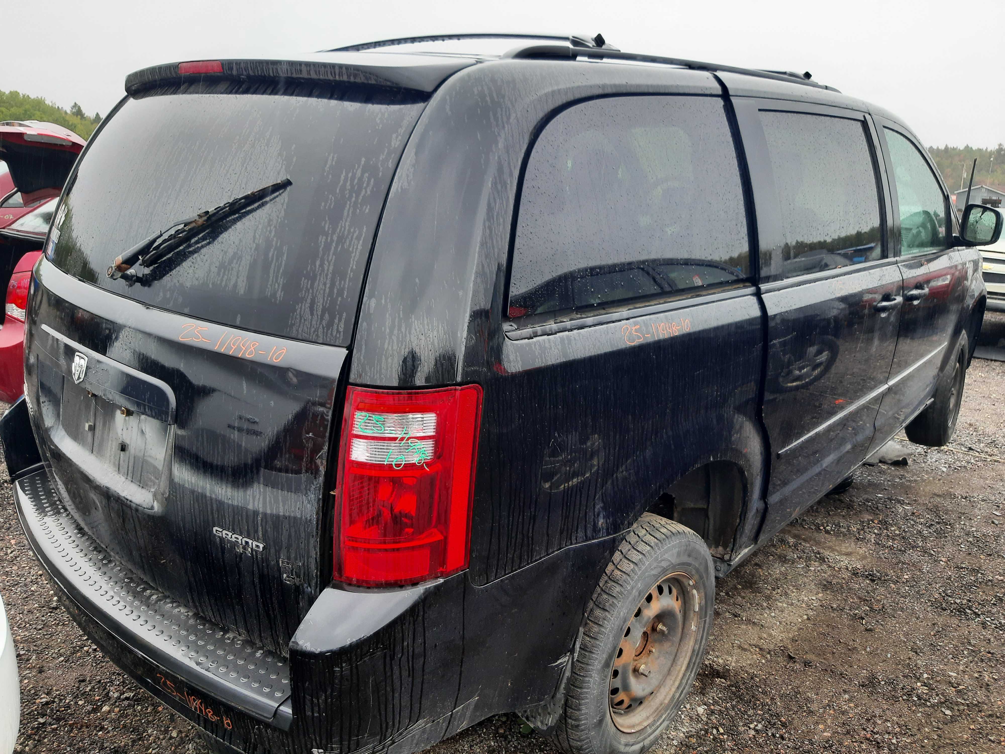 DODGE GRAND CARAVAN 2010