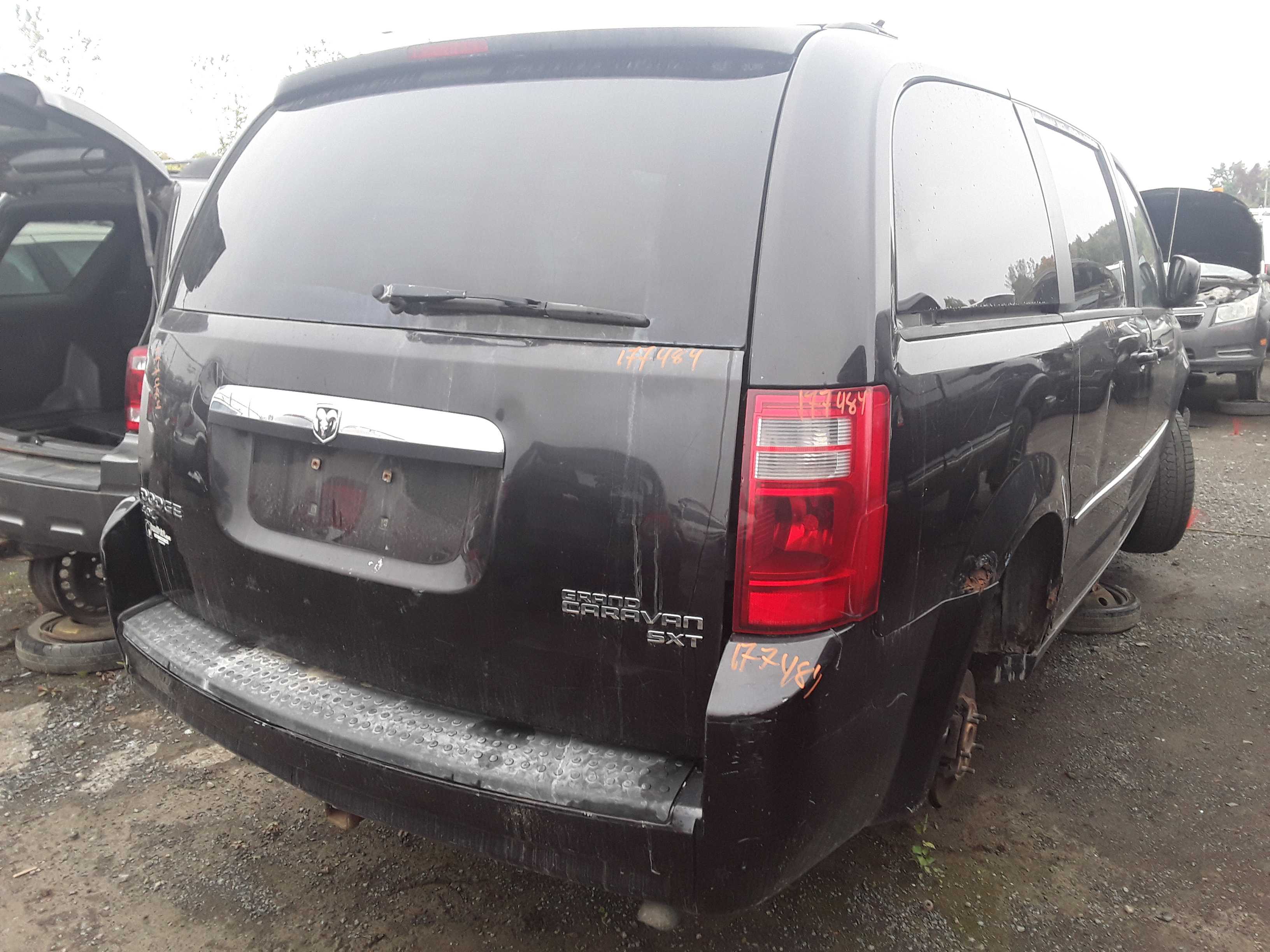 DODGE GRAND CARAVAN 2010