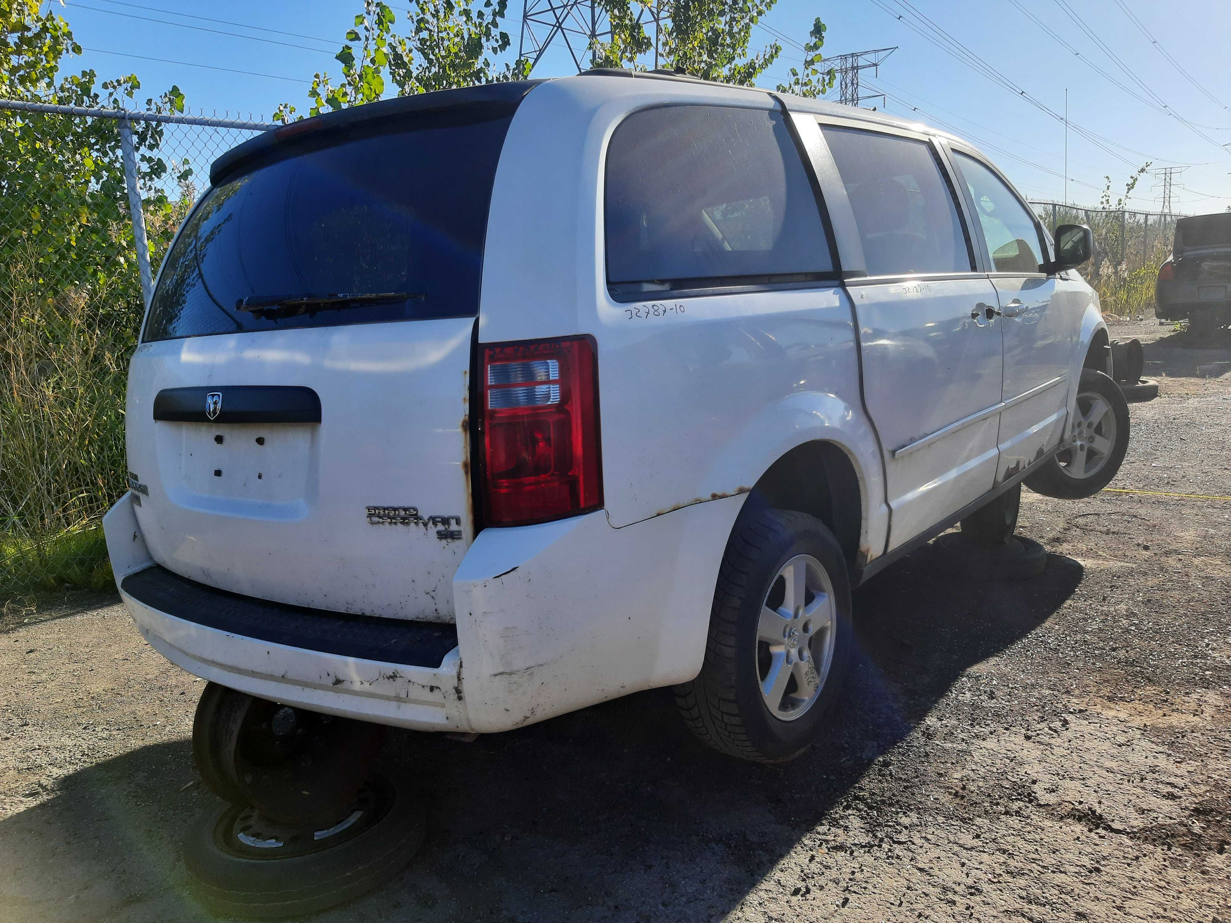 DODGE GRAND CARAVAN 2010