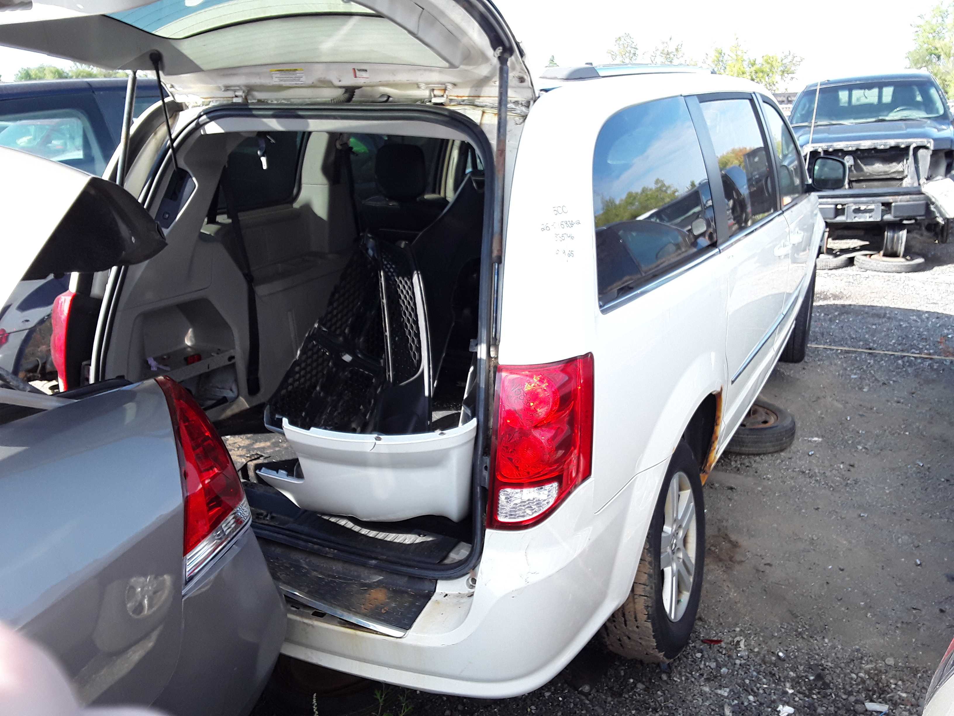 DODGE GRAND CARAVAN 2012