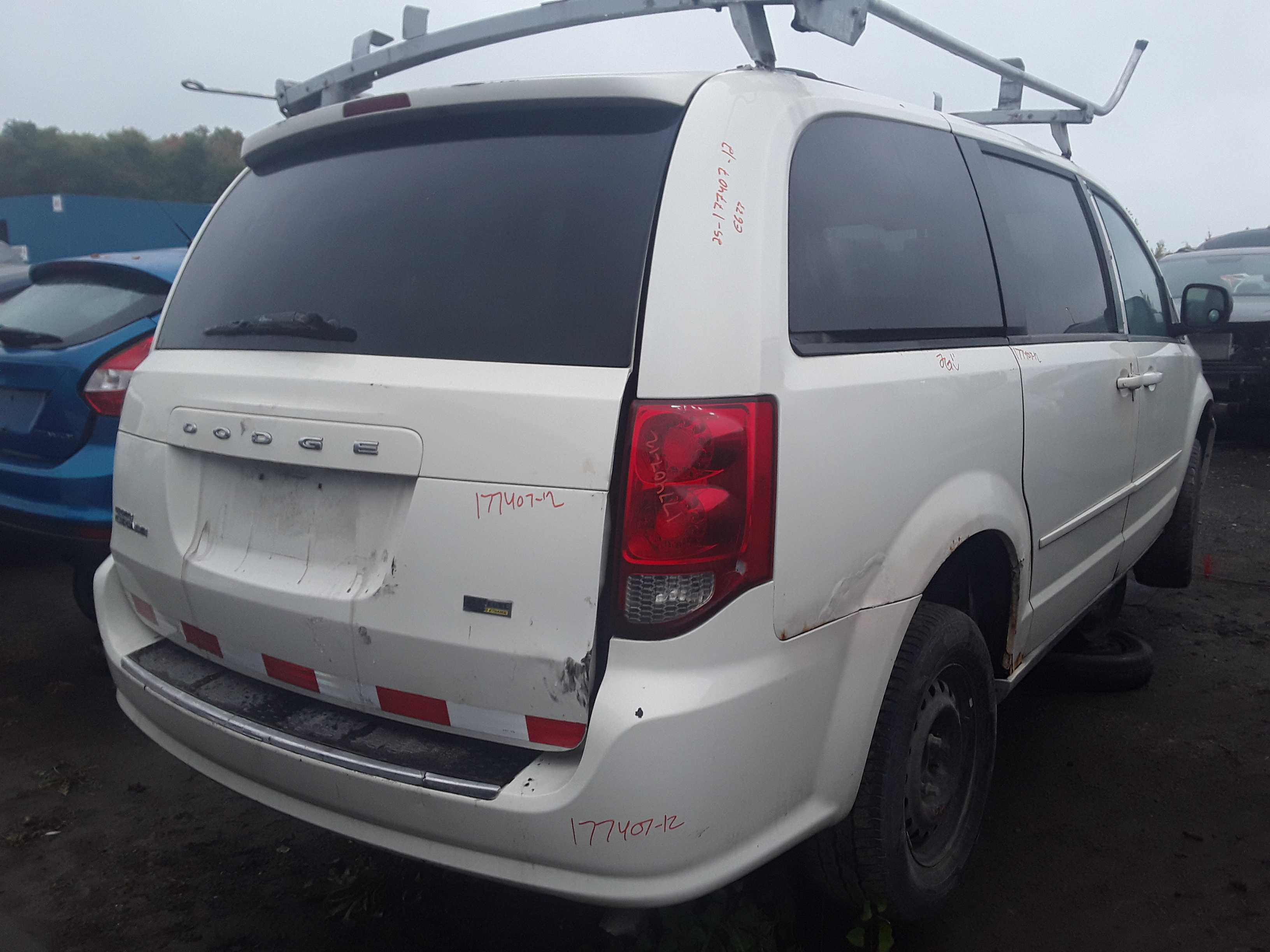 DODGE GRAND CARAVAN 2012