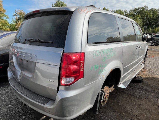 DODGE GRAND CARAVAN 2015