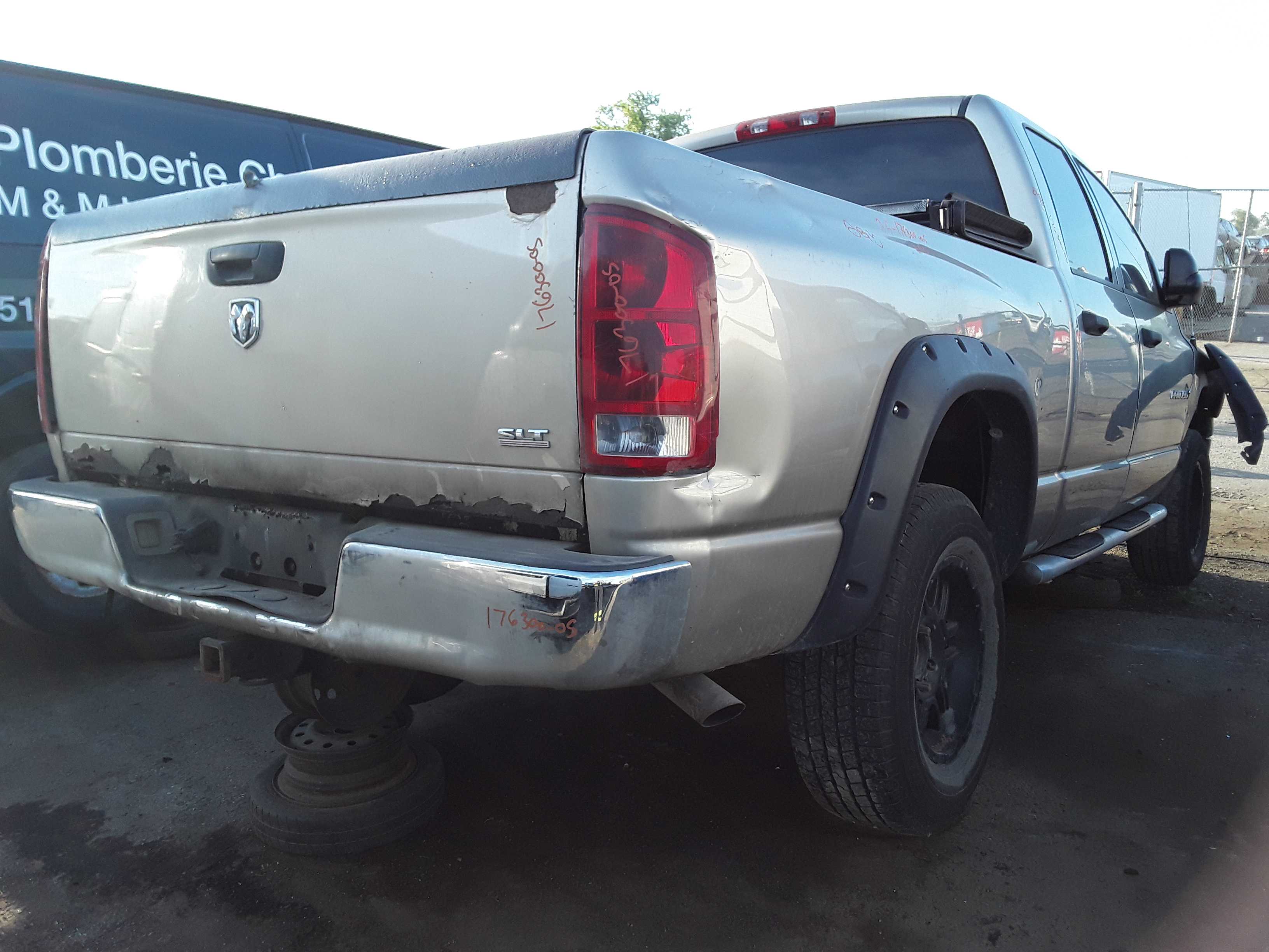 DODGE RAM 1500 2005