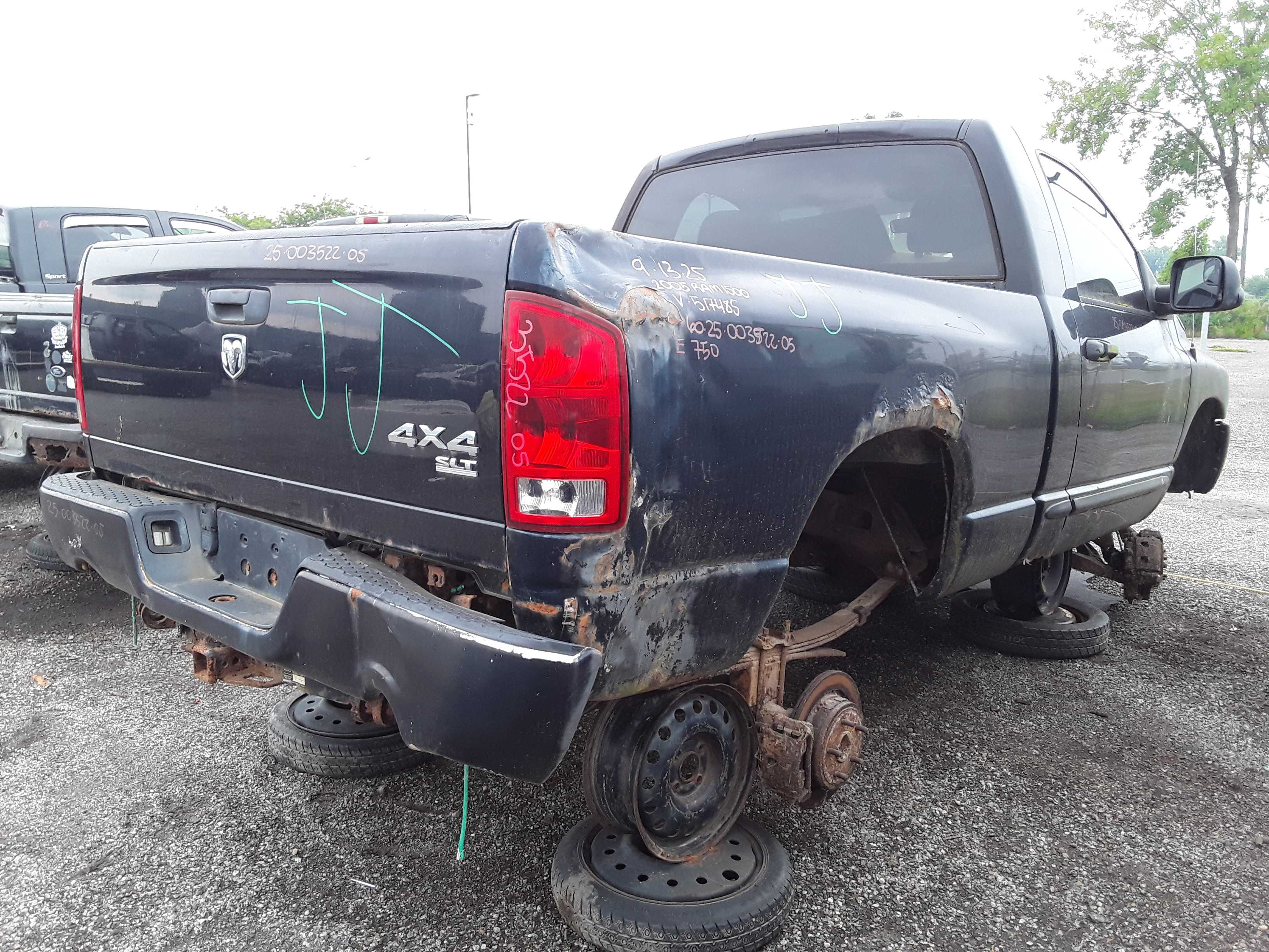 DODGE RAM 1500 2005
