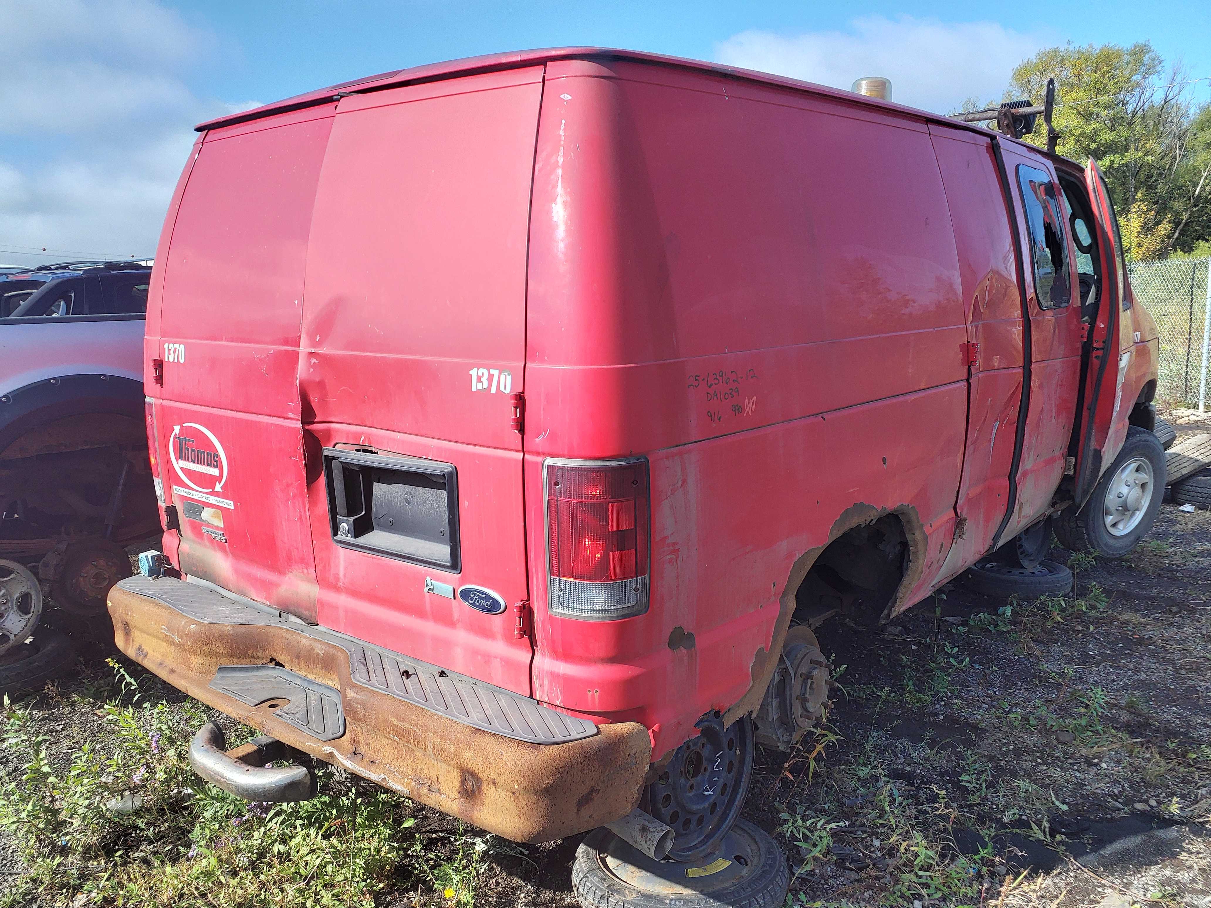 FORD E-SERIES CARGO VAN 2012