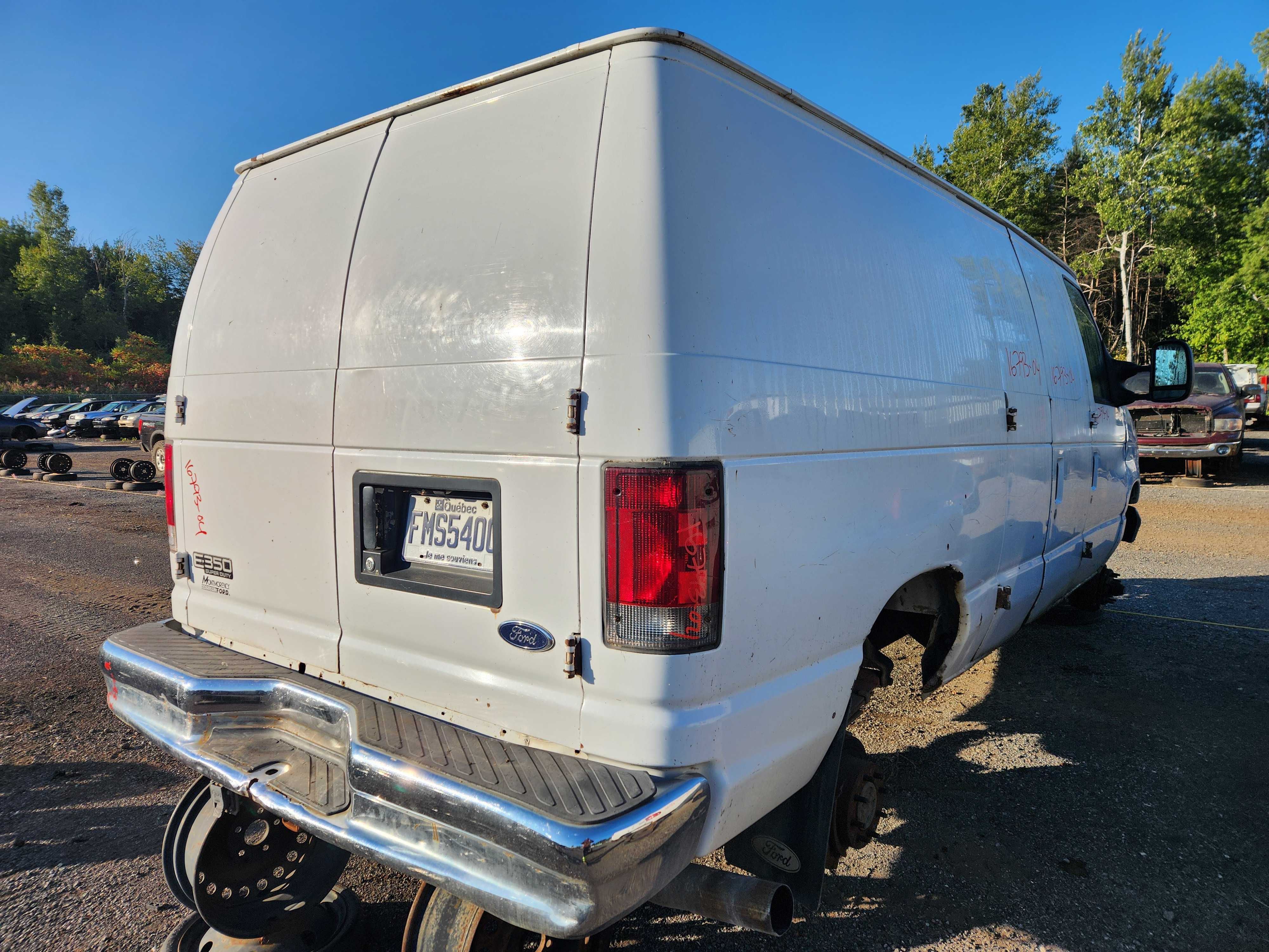 FORD ECONOLINE 2004