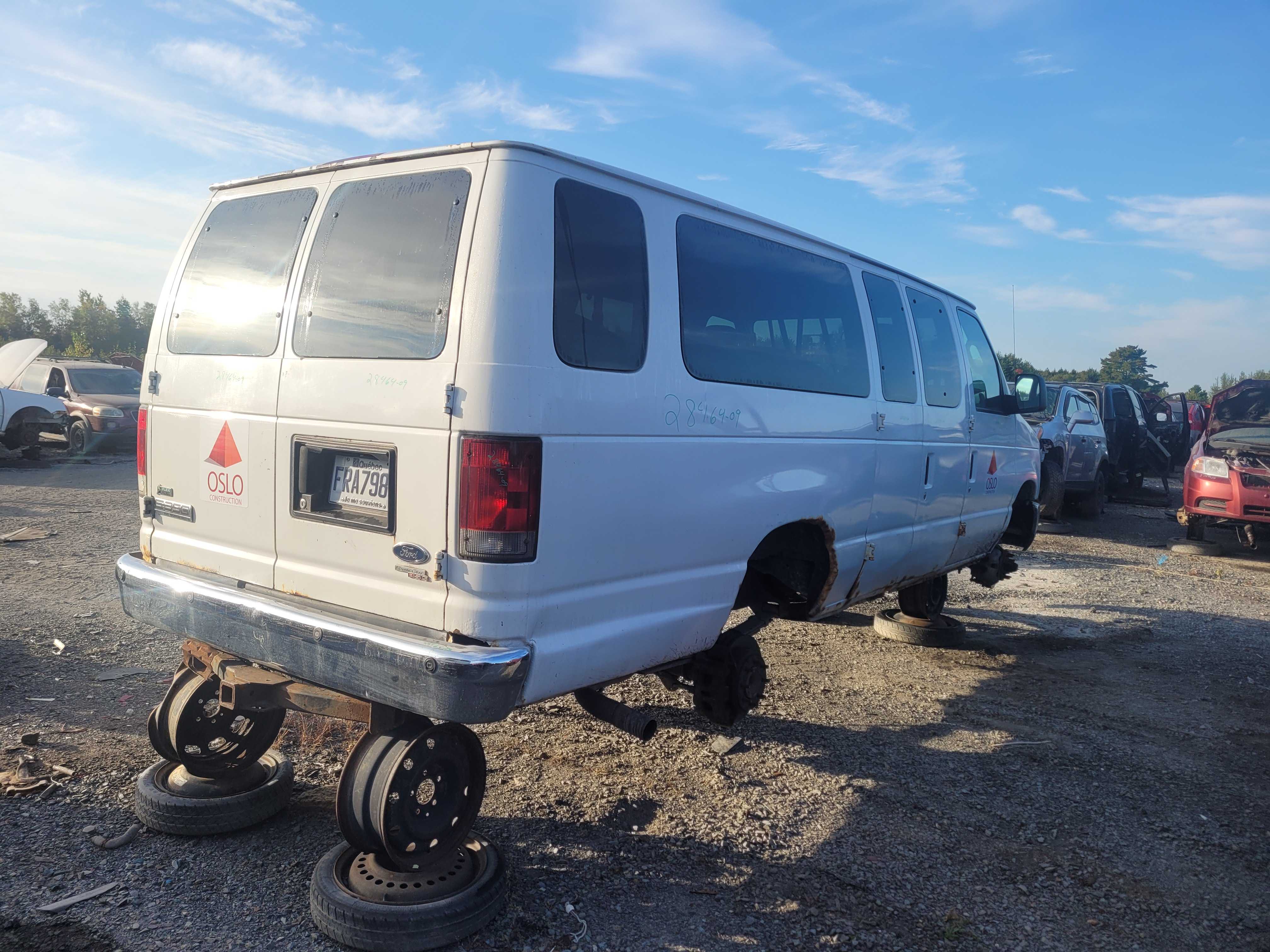FORD ECONOLINE 2009