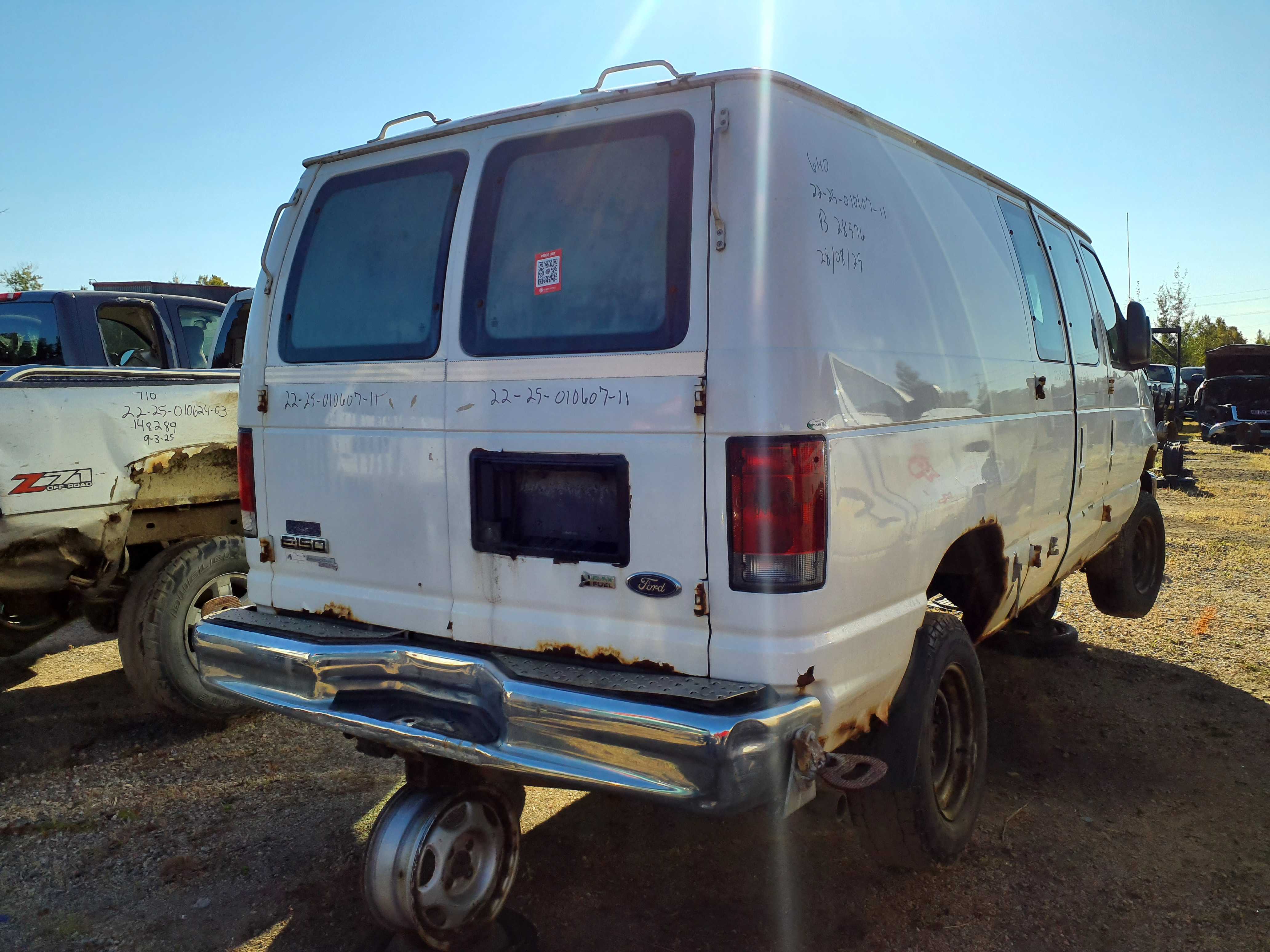 FORD ECONOLINE 2011
