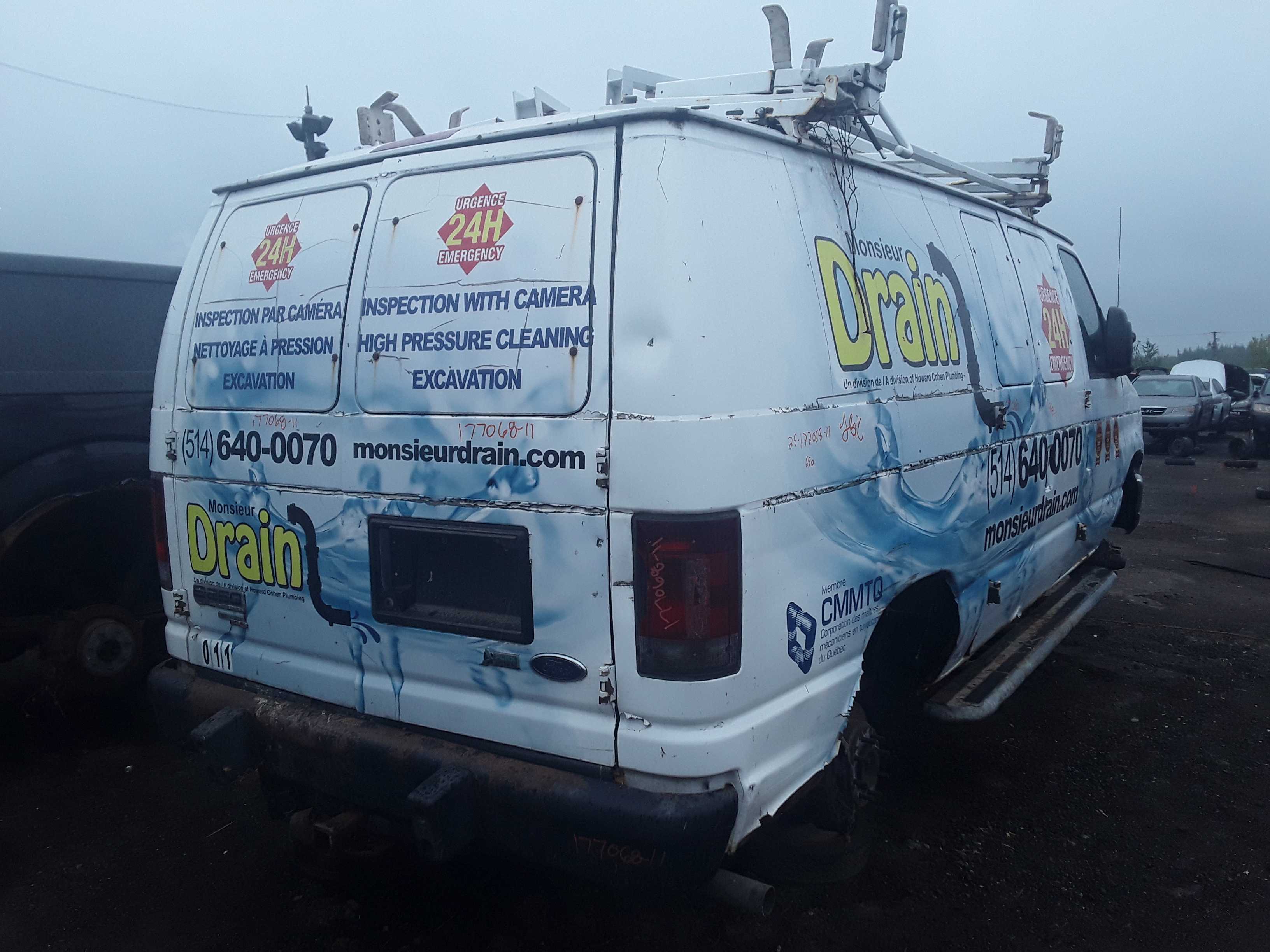 FORD ECONOLINE 2011