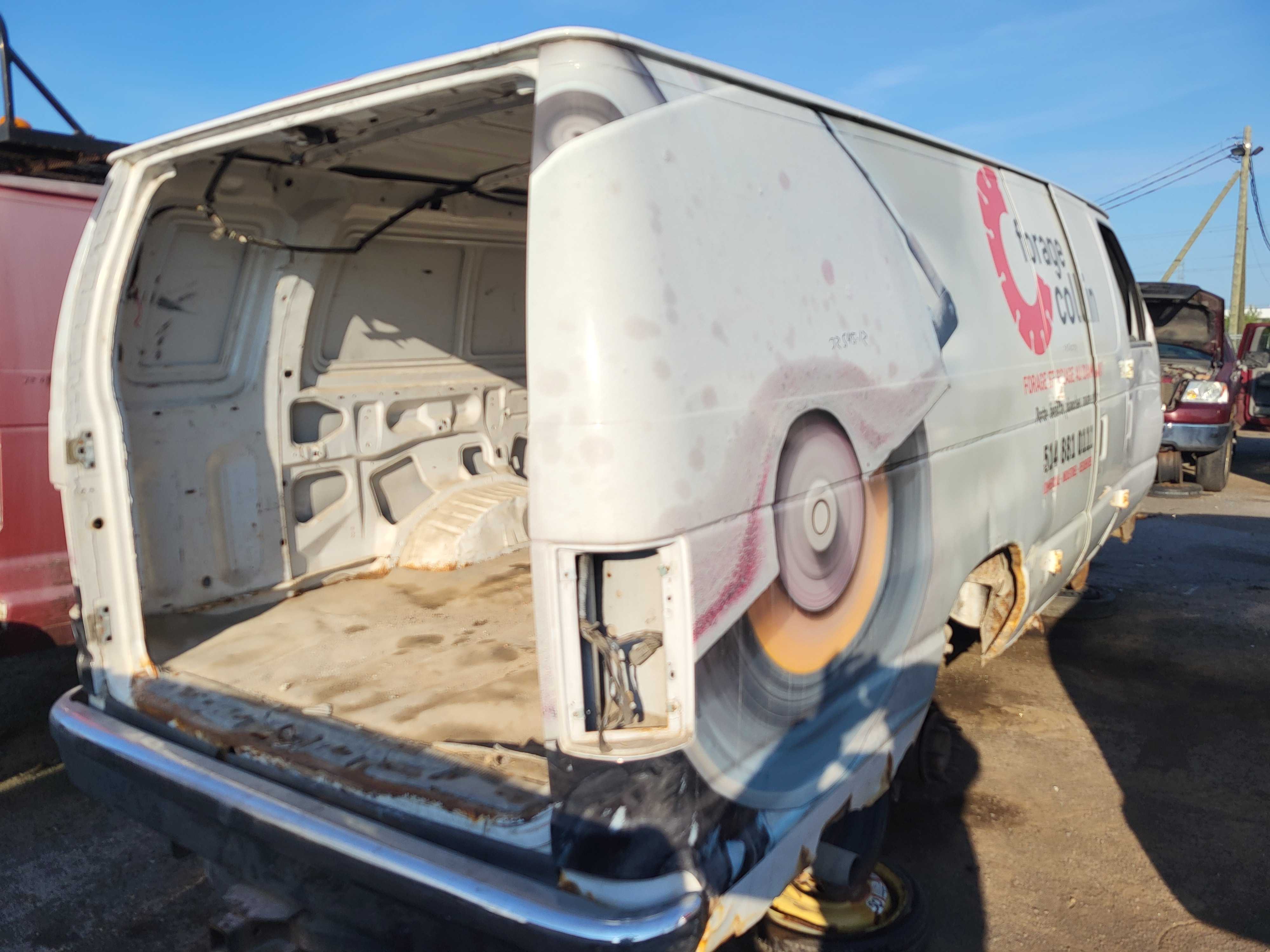 FORD ECONOLINE 2012