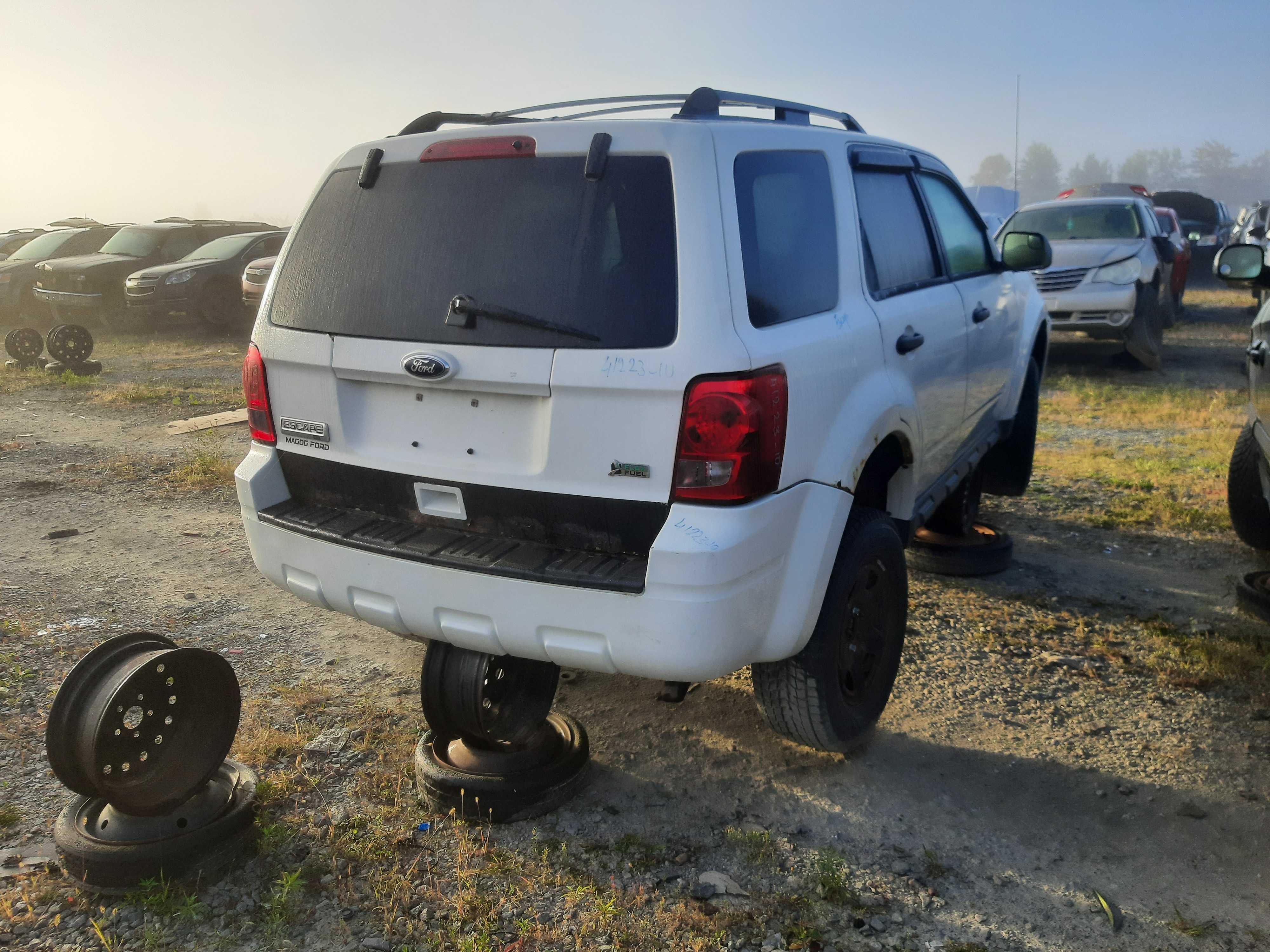 FORD ESCAPE 2010