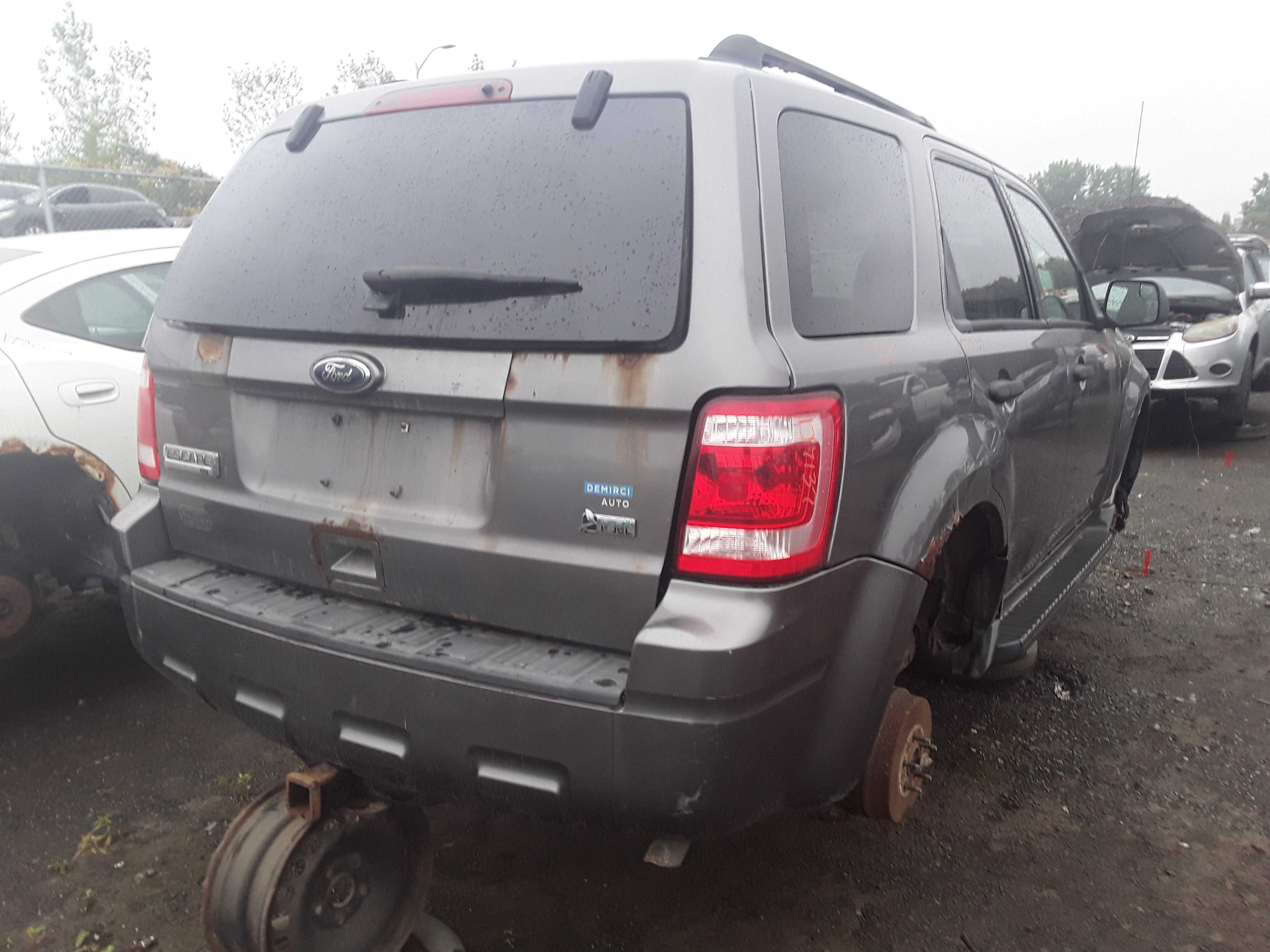 FORD ESCAPE 2010