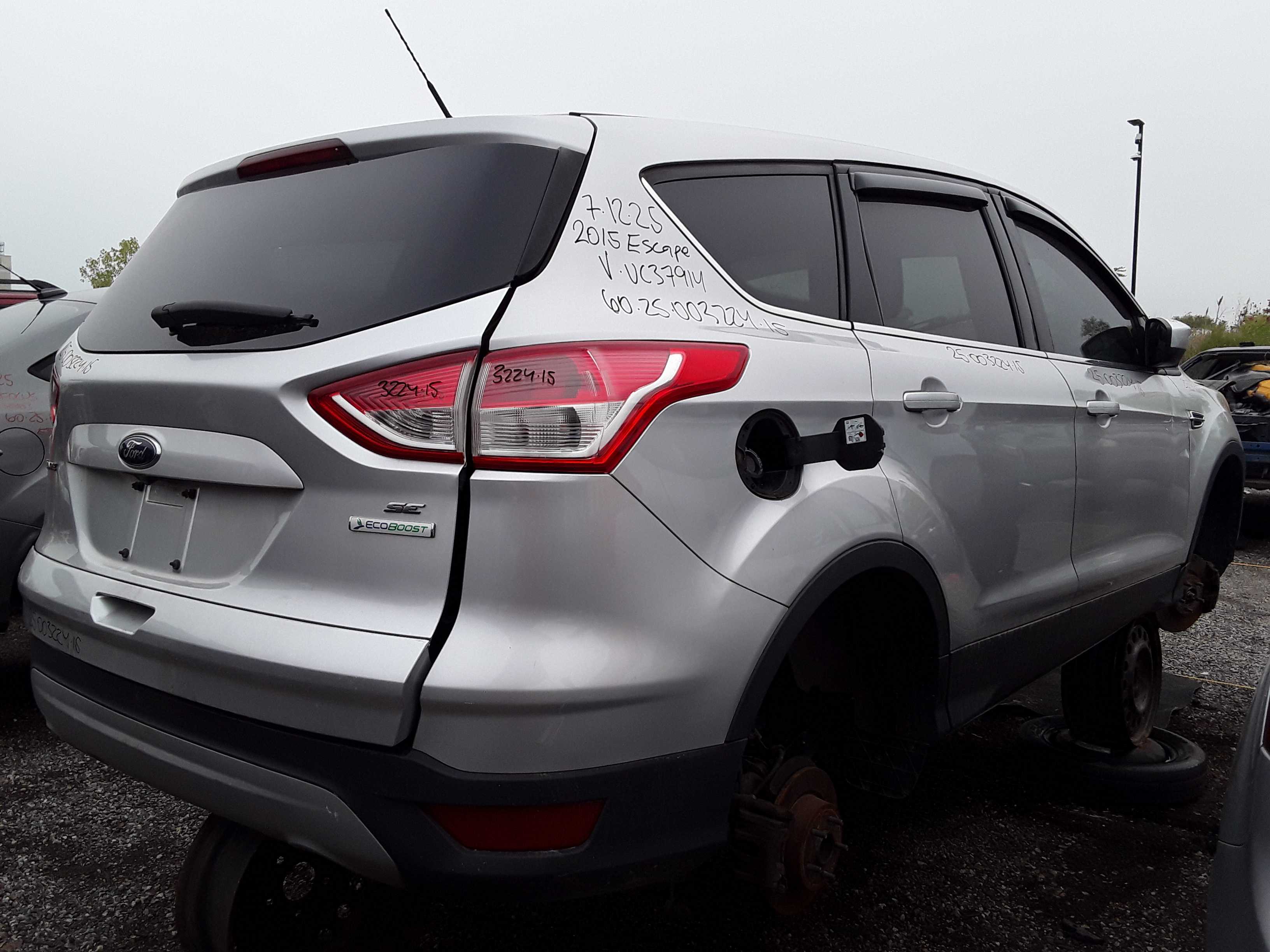 FORD ESCAPE 2015